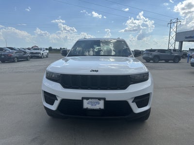2025 Jeep Grand Cherokee Altitude 4x4