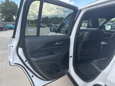 2025 Jeep Grand Cherokee Altitude 4x4