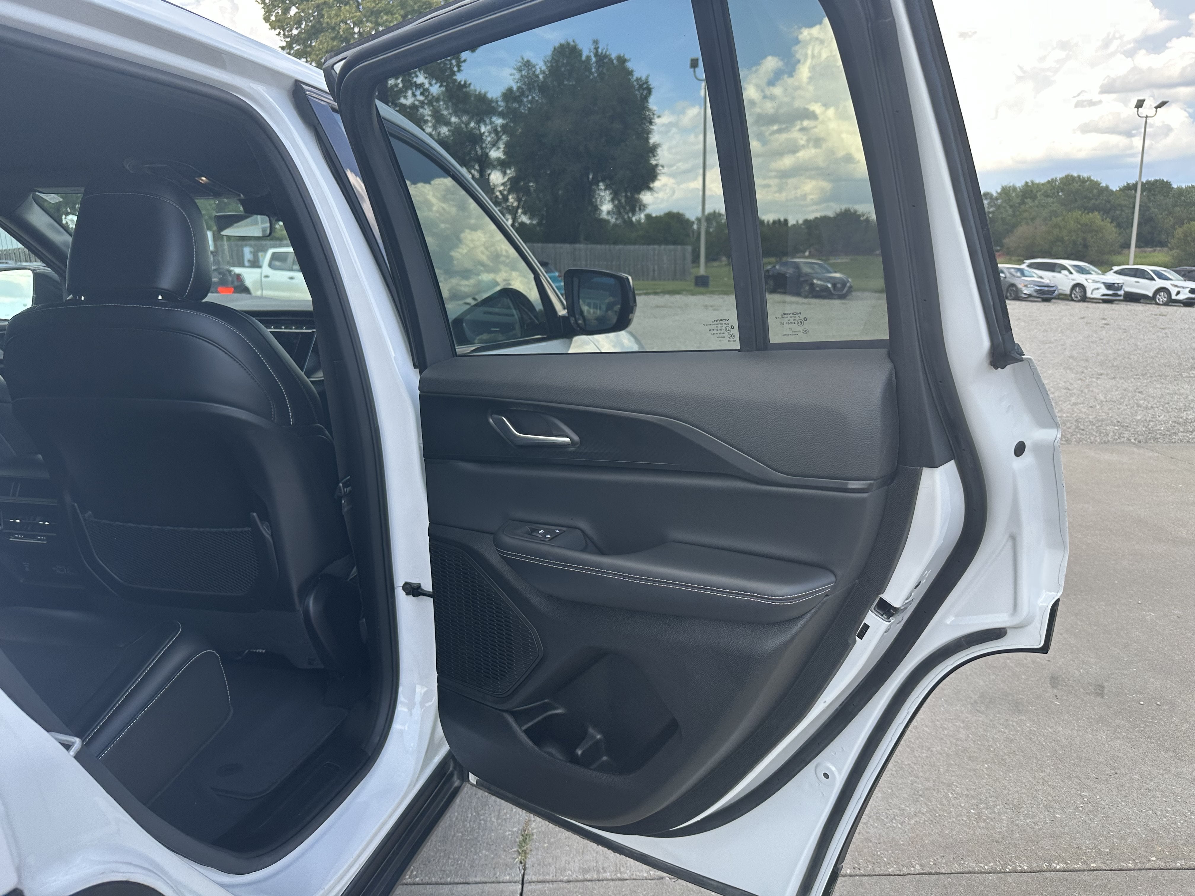 2025 Jeep Grand Cherokee Altitude 4x4
