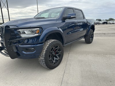 2022 RAM 1500 Laramie Crew Cab 4x4 5'7" Box