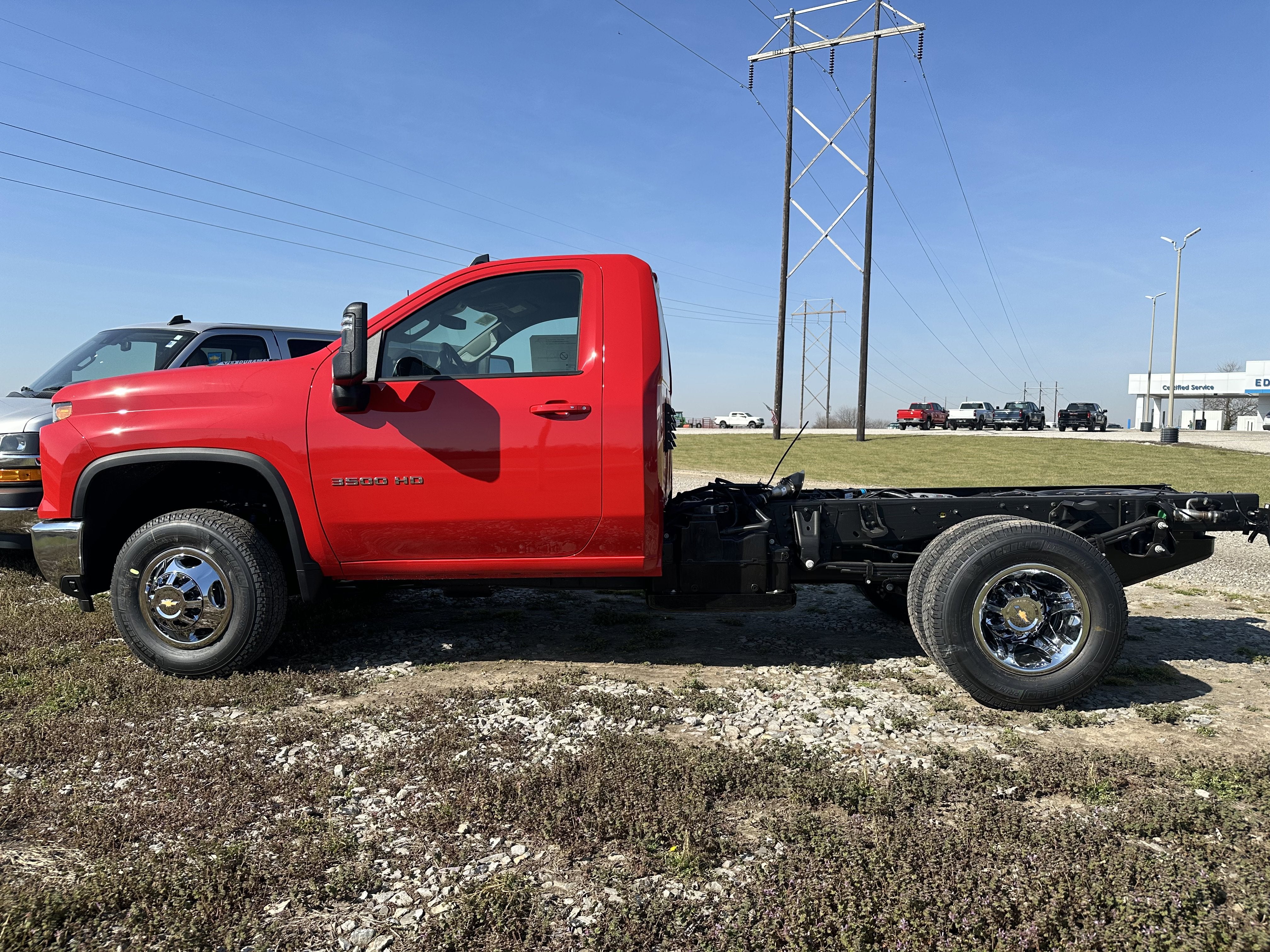 2026 Chevrolet Silverado 3500 HD Chassis Cab LT