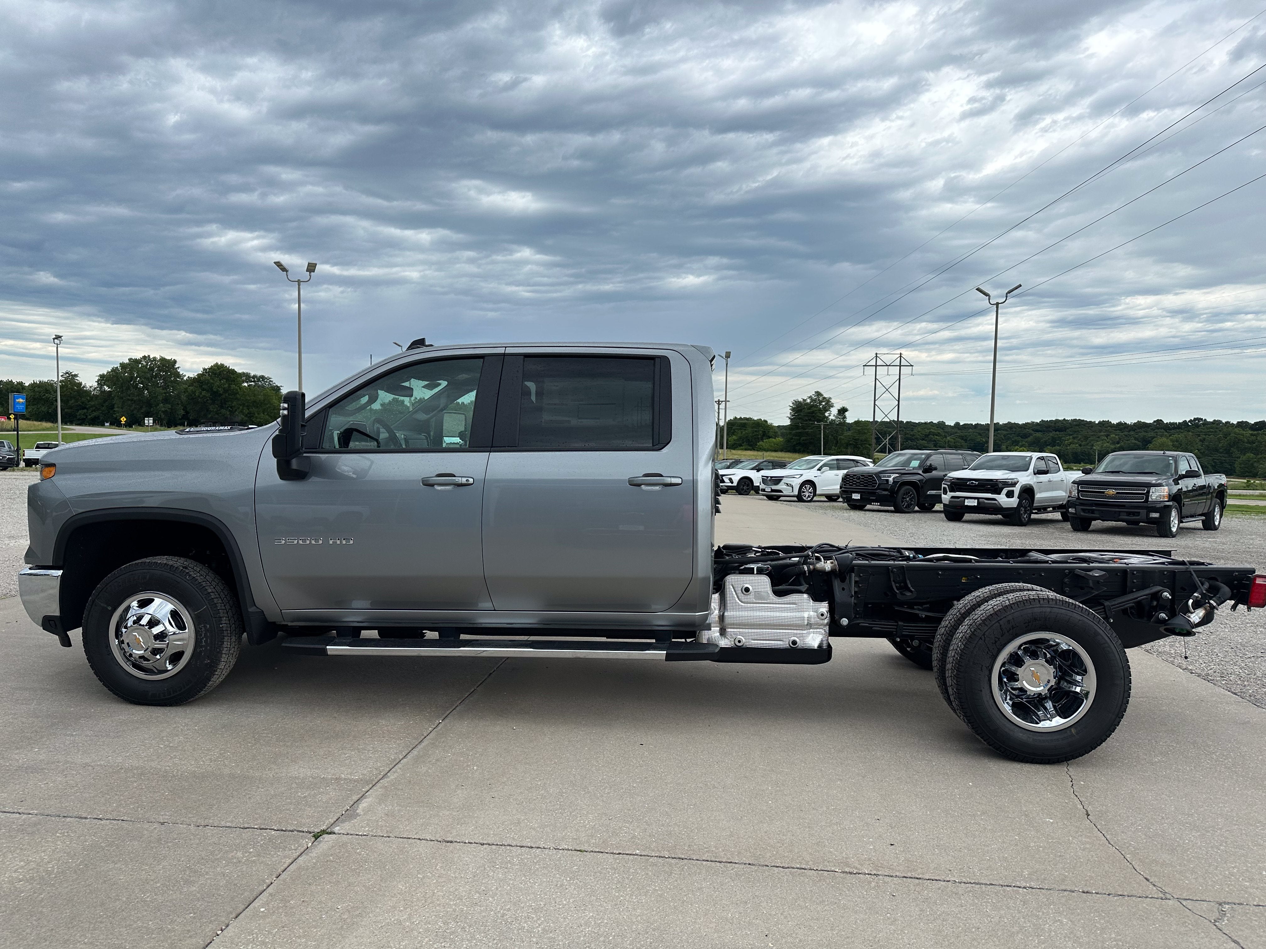 2026 Chevrolet Silverado 3500 HD Chassis Cab LT