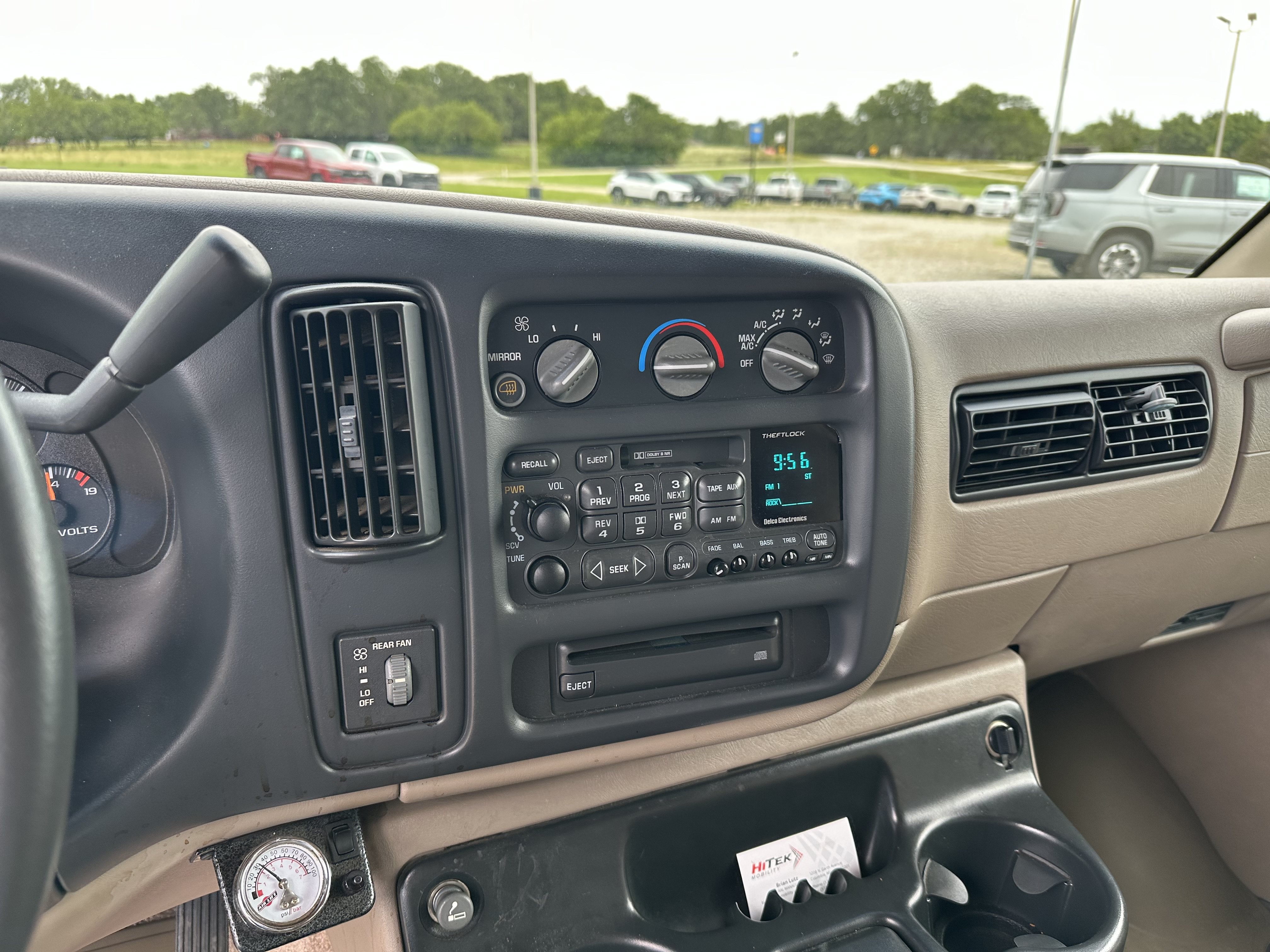 1998 Chevrolet Express Cargo 1500 YF7