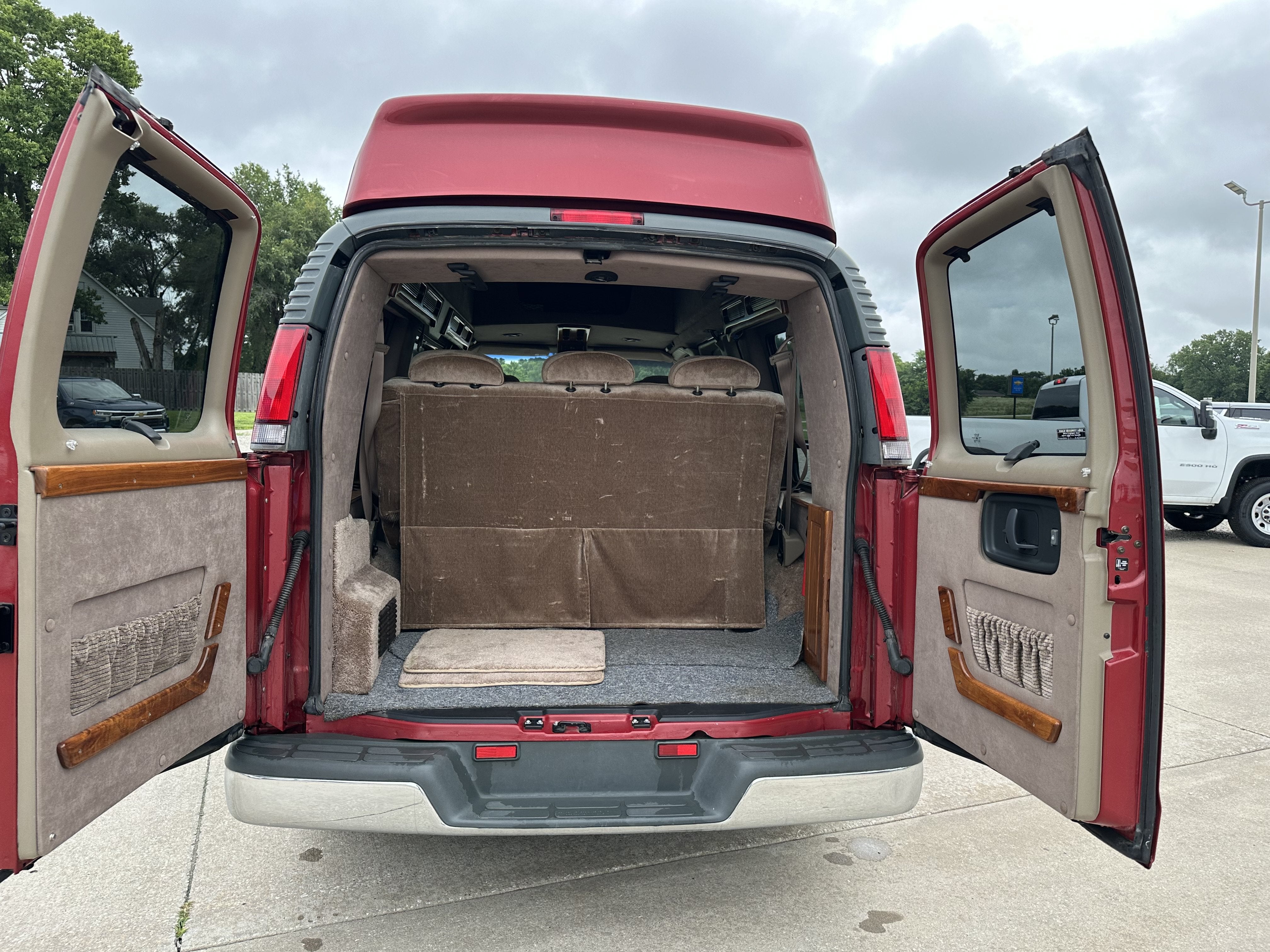 1998 Chevrolet Express Cargo 1500 YF7