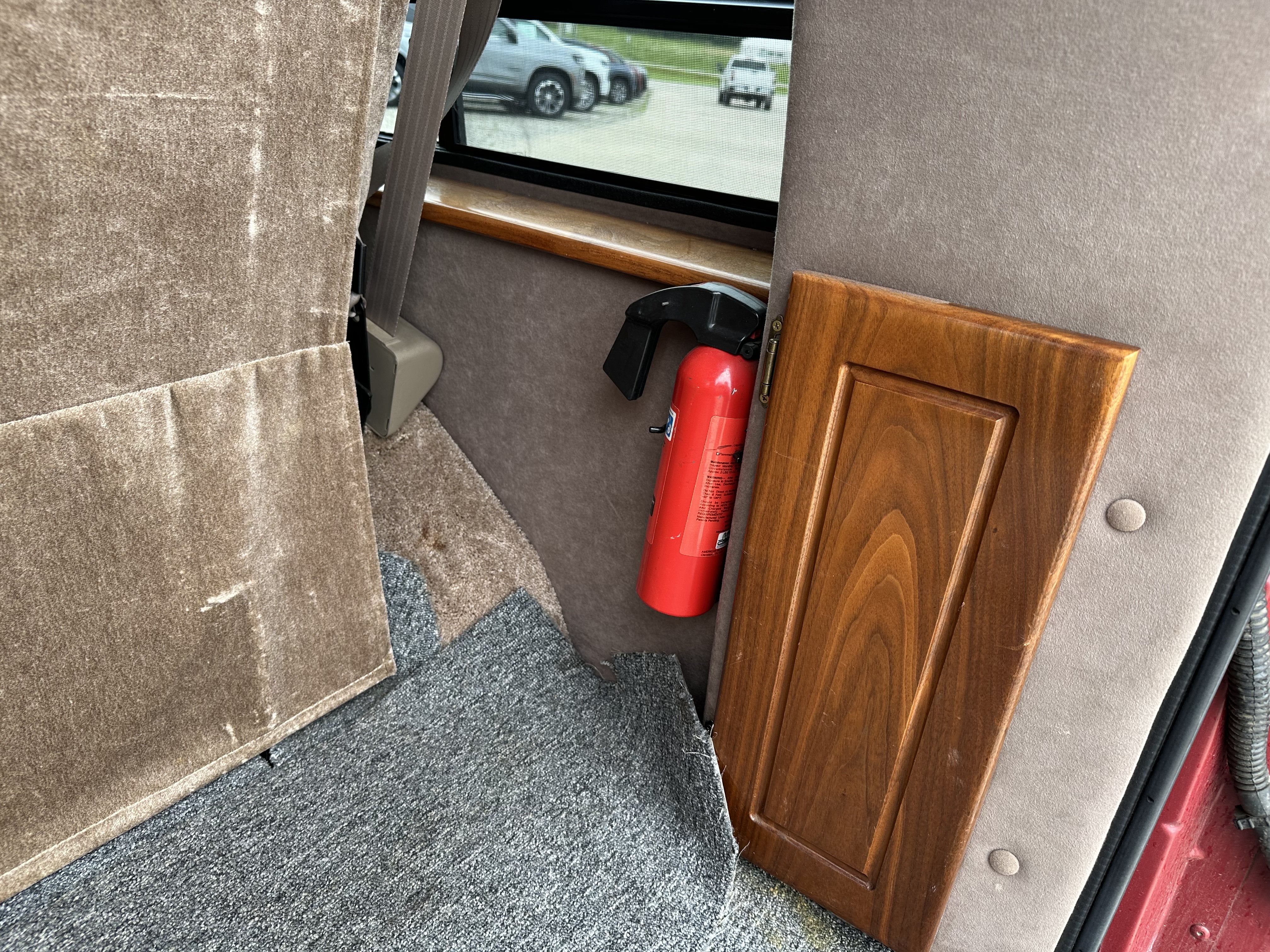 1998 Chevrolet Express Cargo 1500 YF7