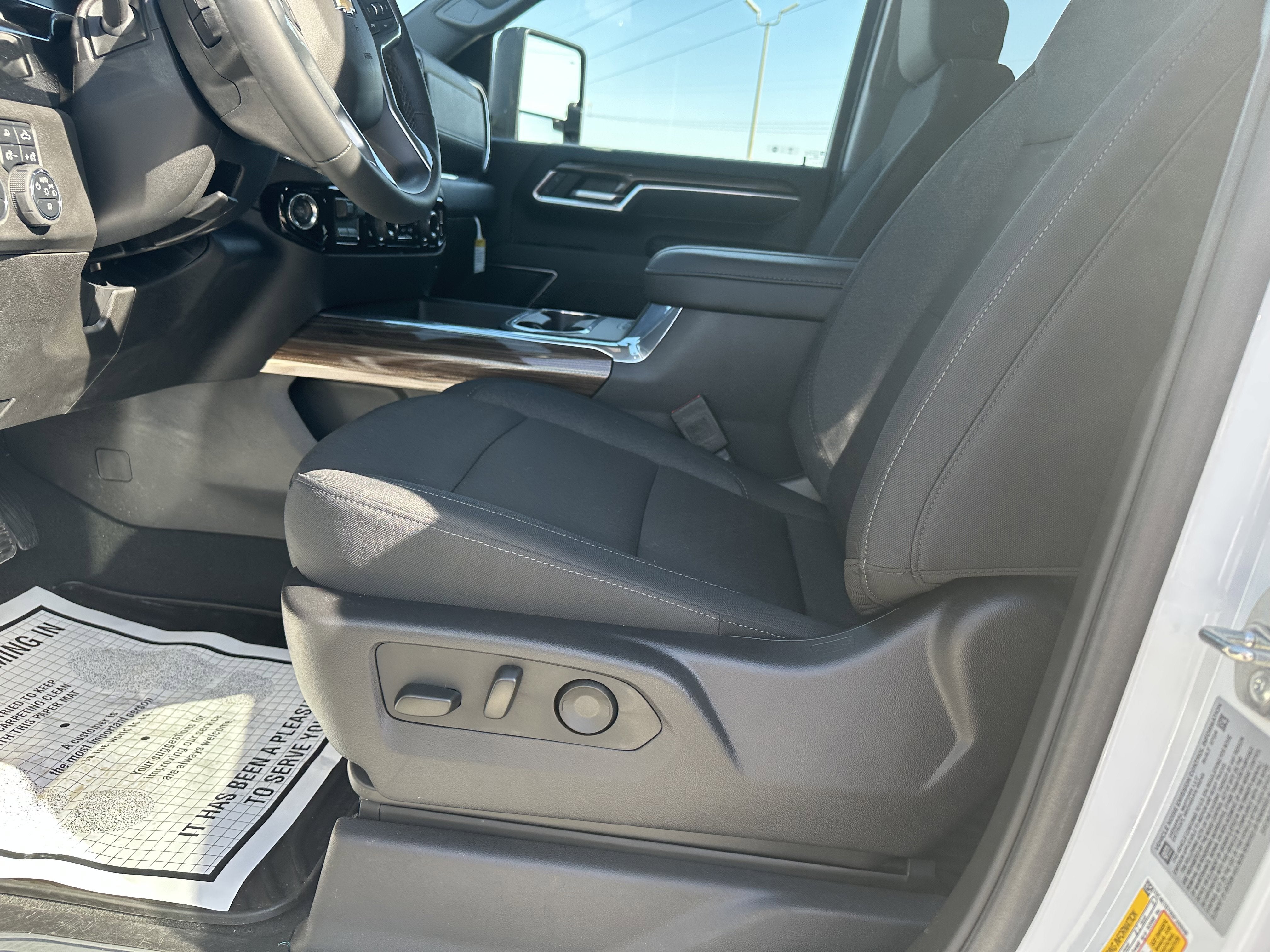 2025 Chevrolet Silverado 3500 HD LT DRW