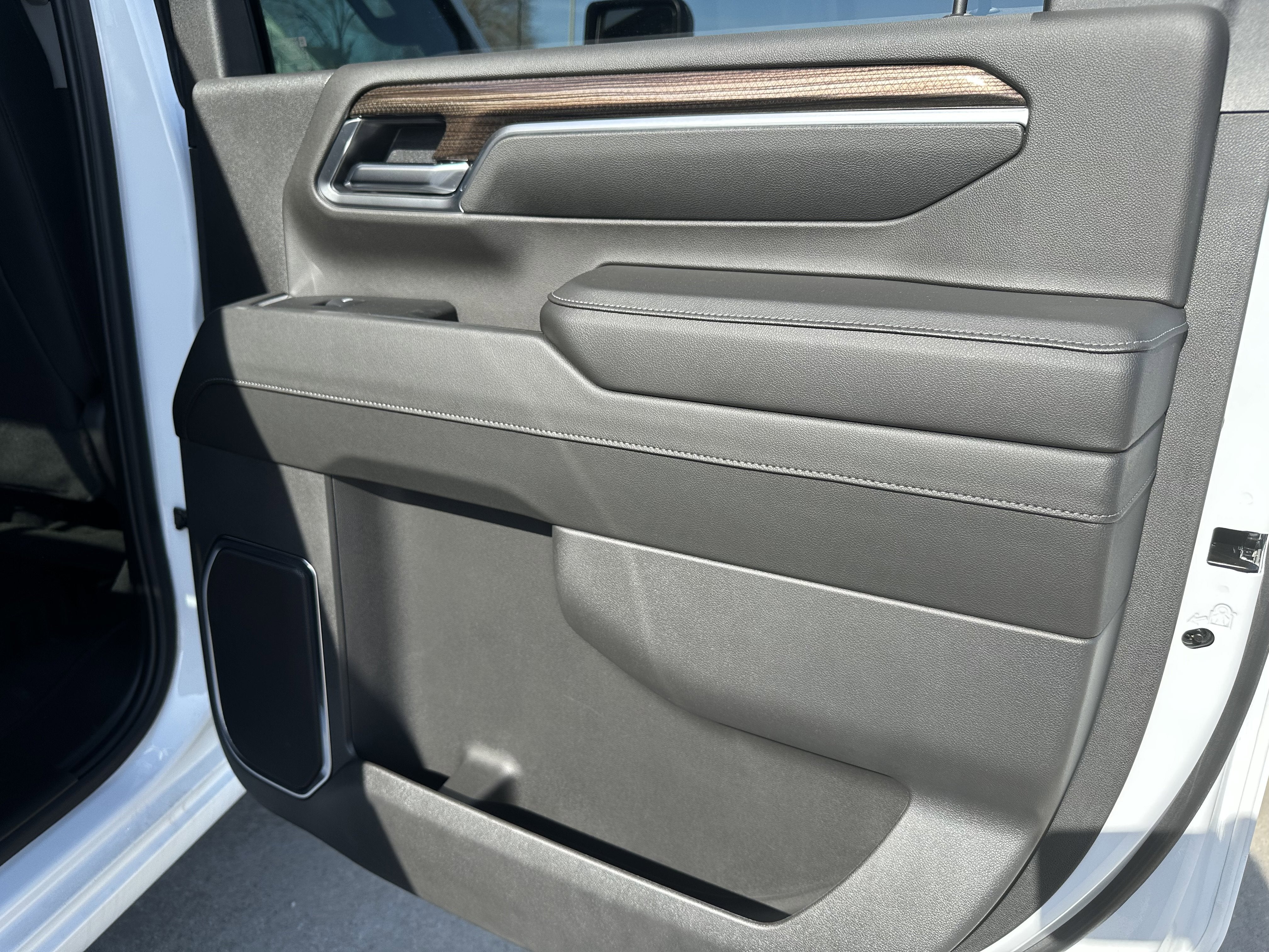 2025 Chevrolet Silverado 3500 HD LT DRW