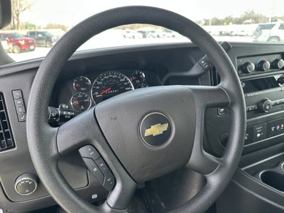 2025 Chevrolet Express Cargo 3500 WT