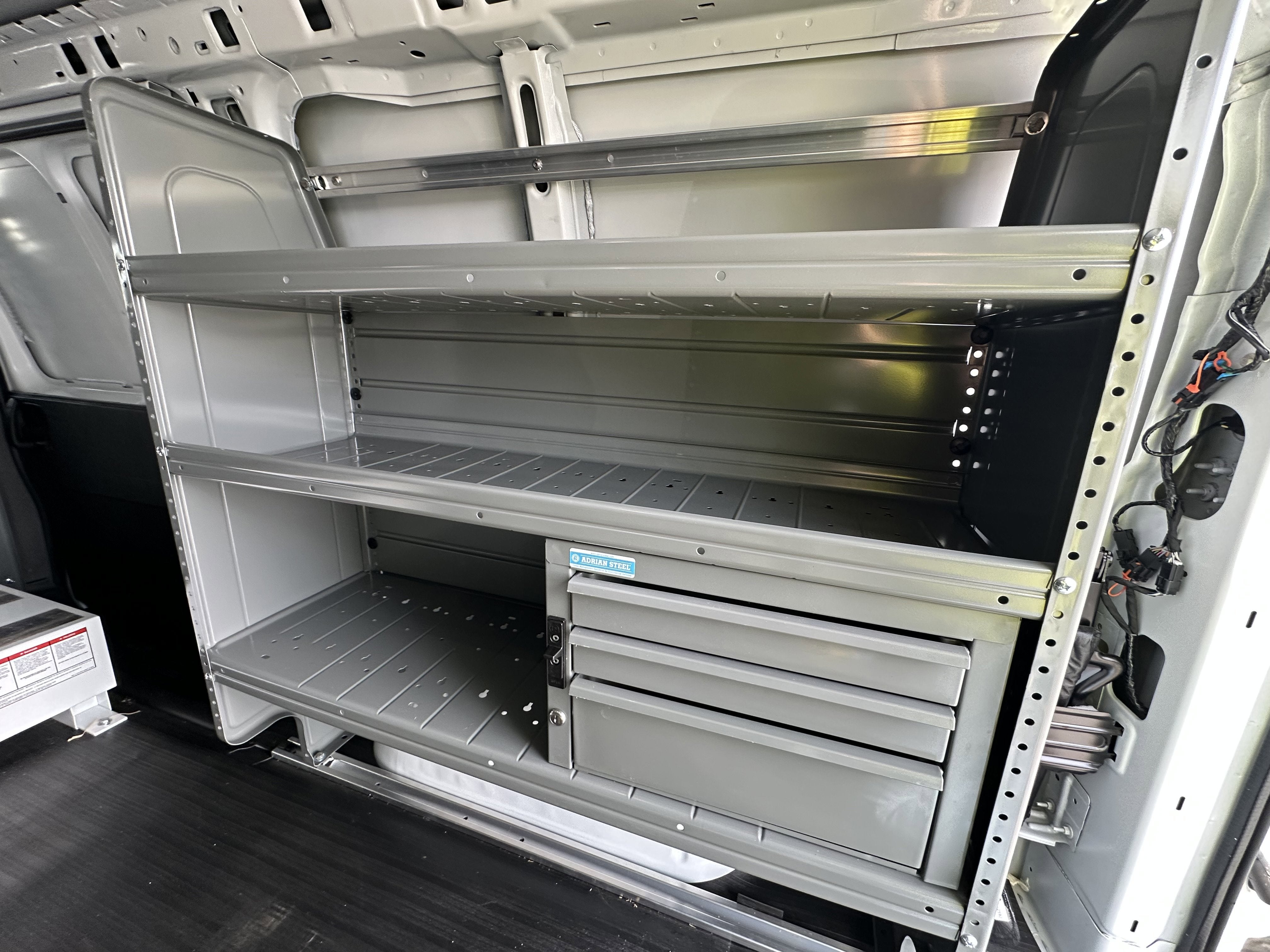 2025 Chevrolet Express Cargo 3500 WT