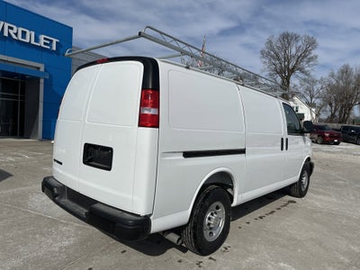2025 Chevrolet Express Cargo 3500 WT