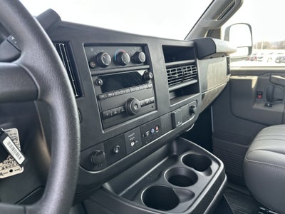 2025 Chevrolet Express Cargo WT