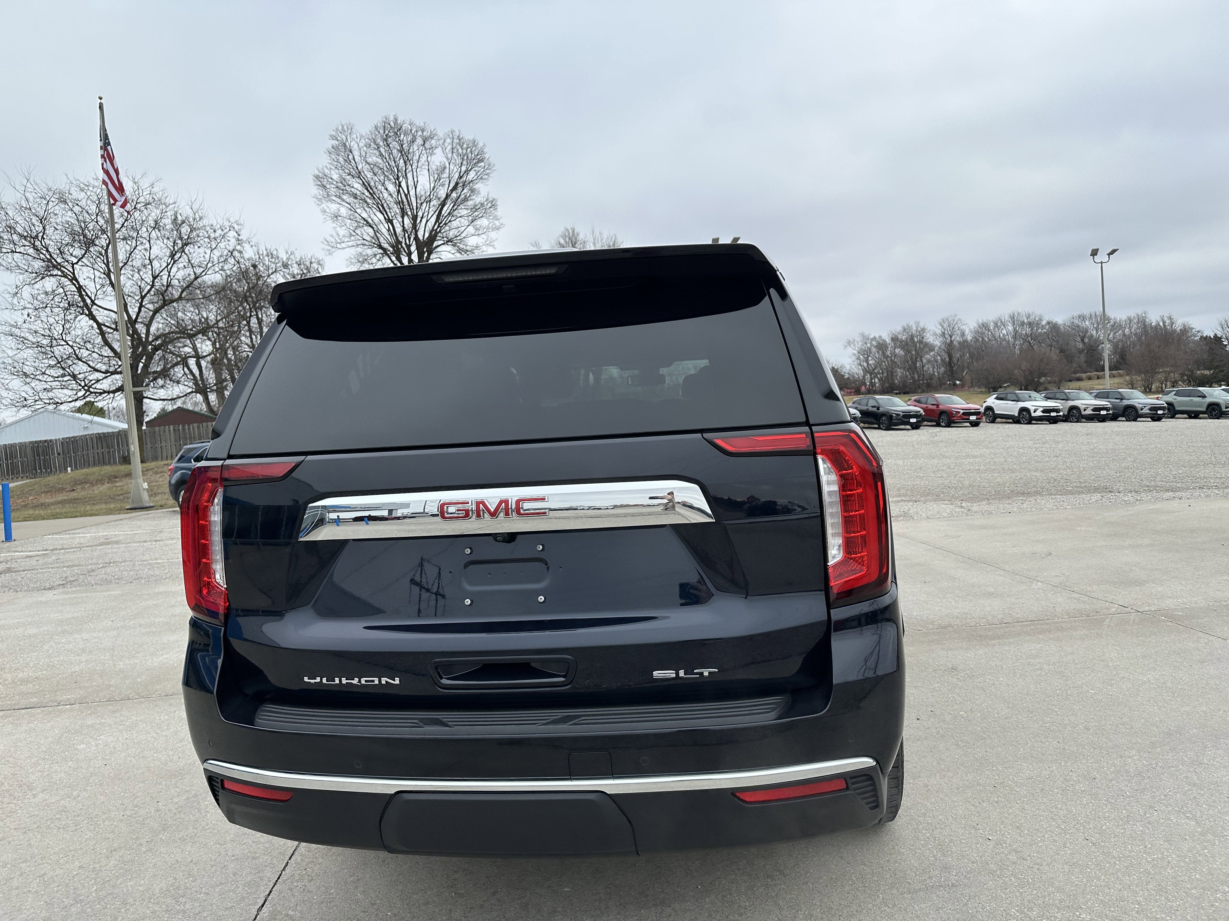 2022 GMC Yukon SLT