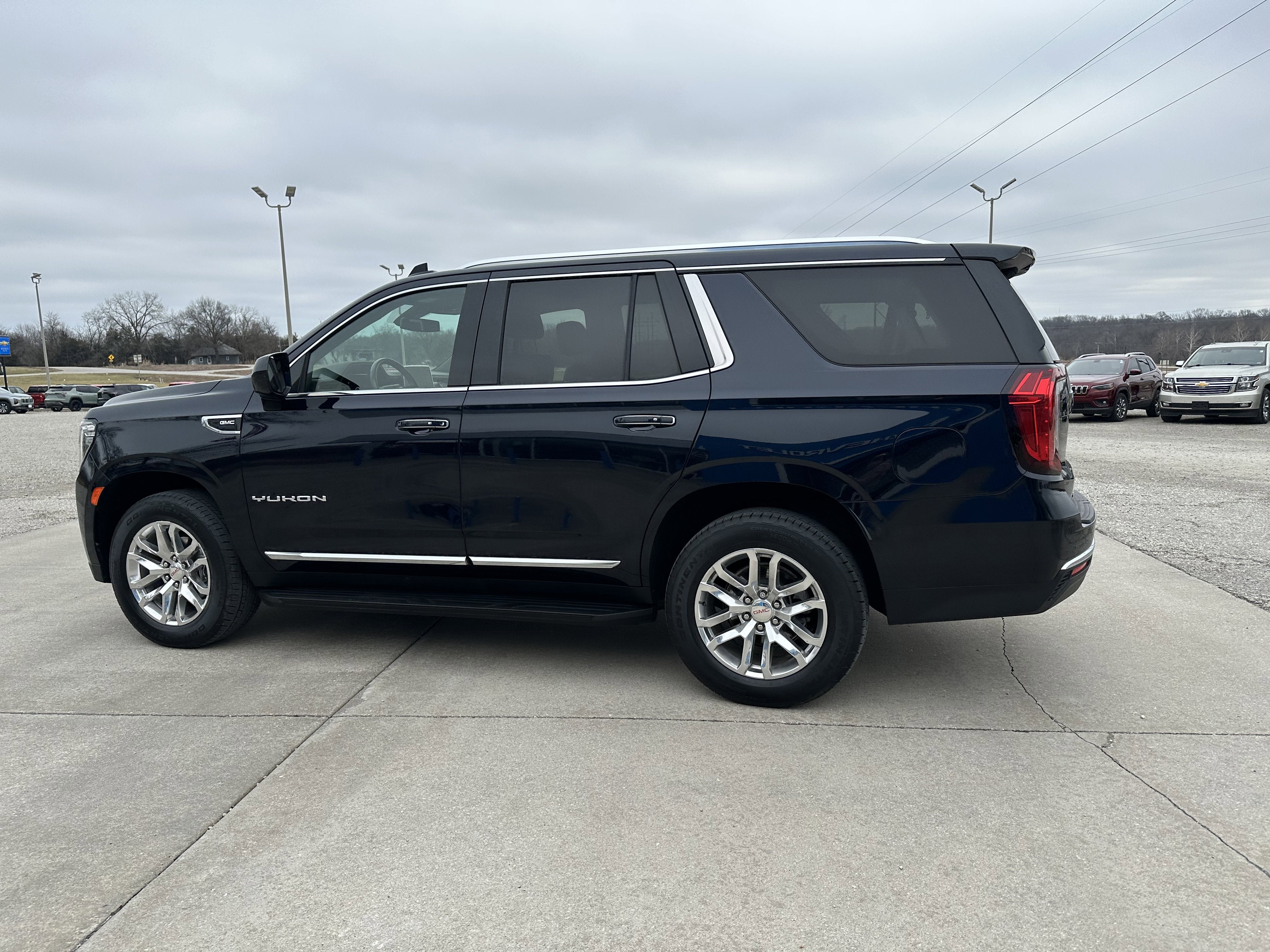 2022 GMC Yukon SLT