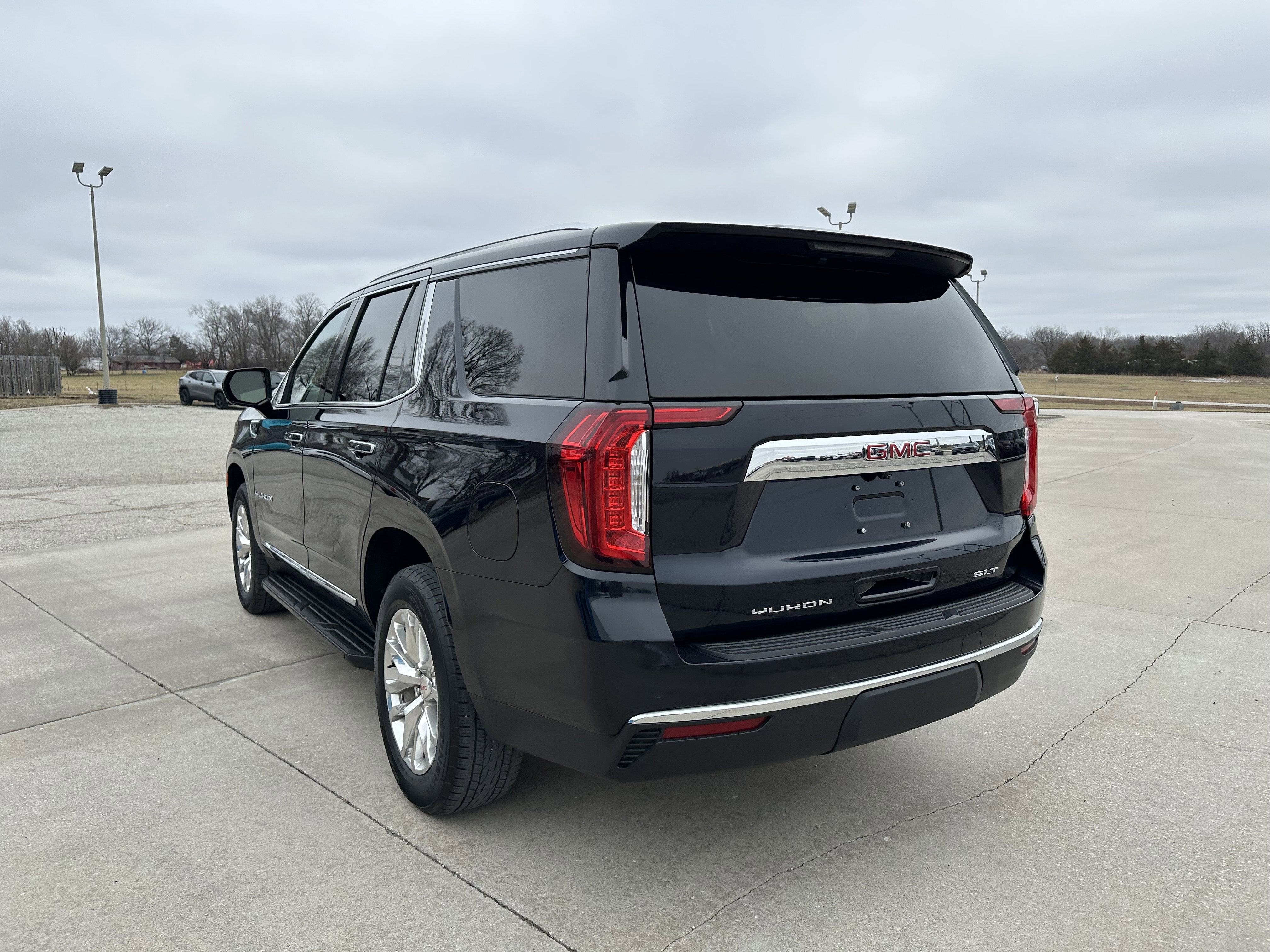 2022 GMC Yukon SLT