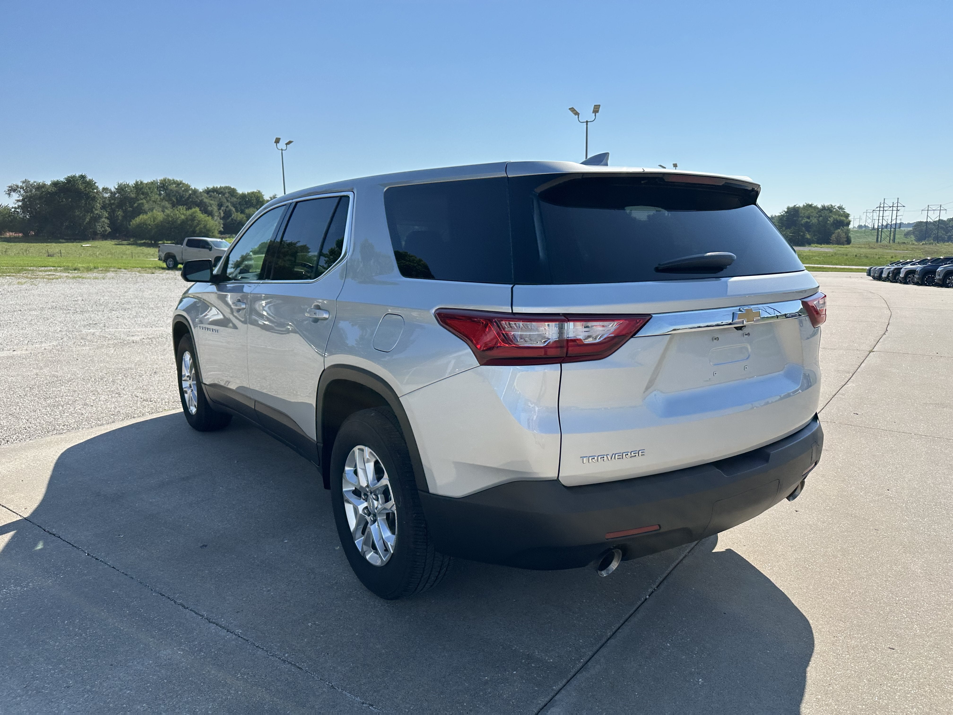 2021 Chevrolet Traverse LS