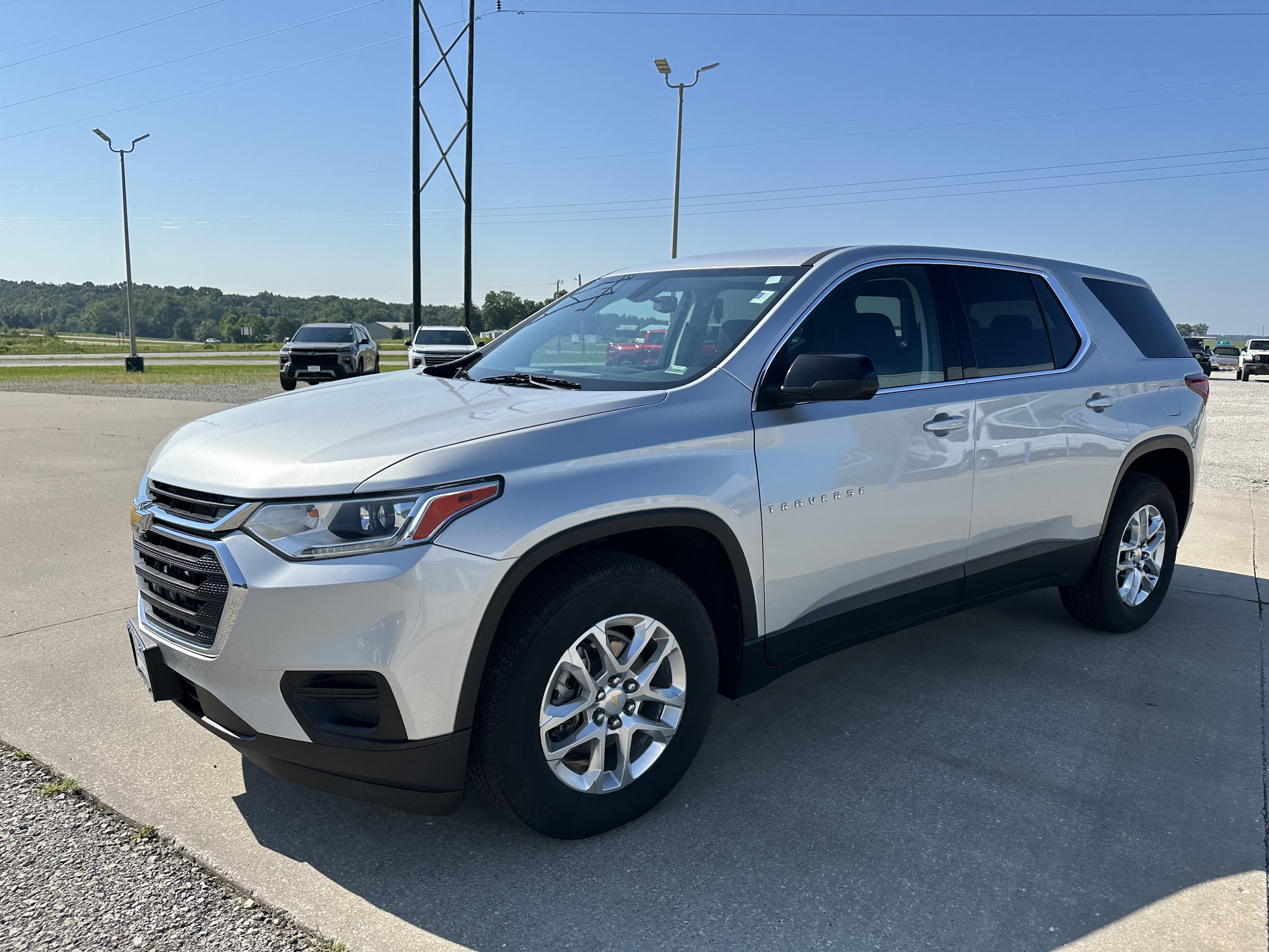 2021 Chevrolet Traverse LS