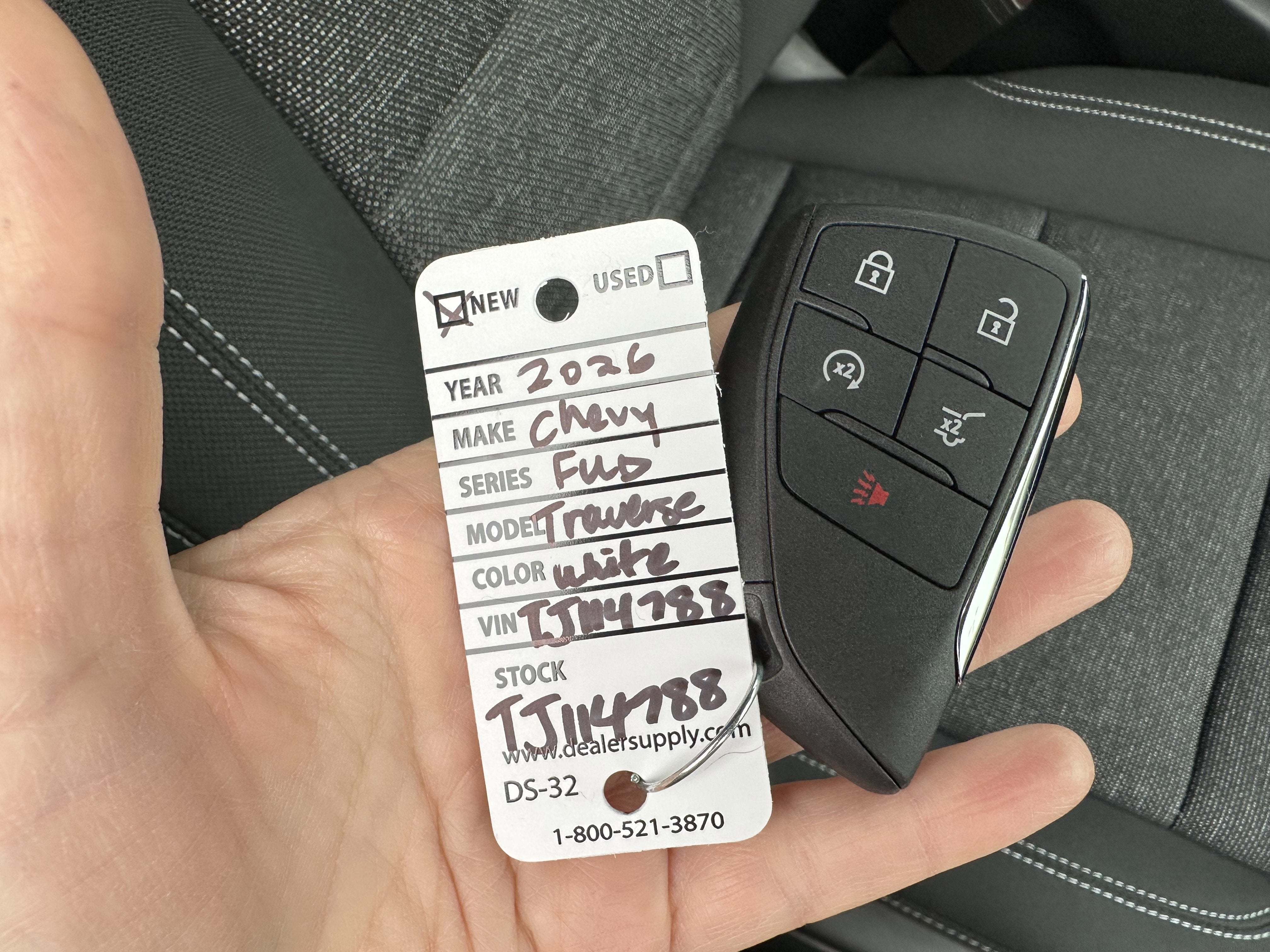 2026 Chevrolet Traverse LT