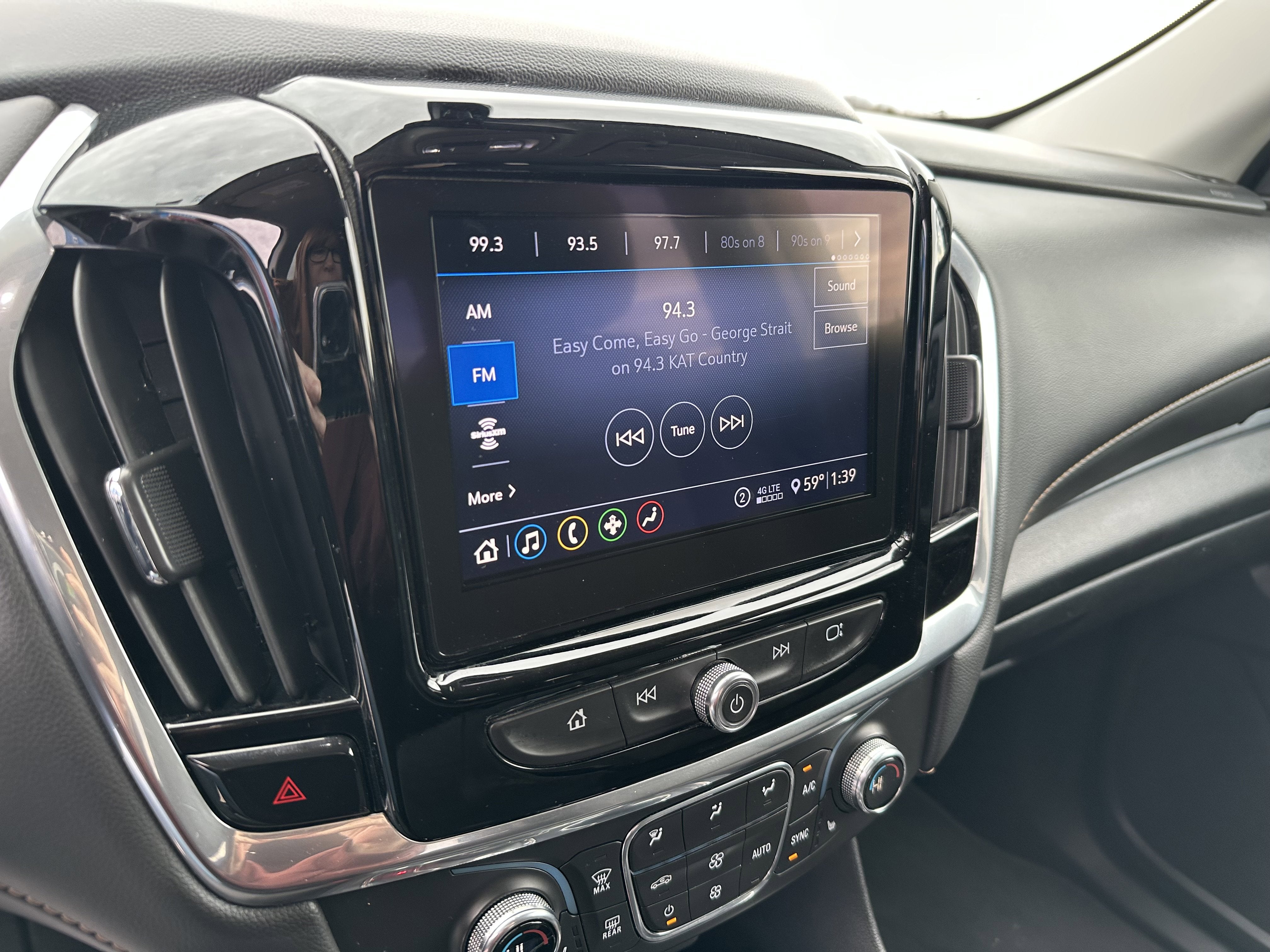 2020 Chevrolet Traverse LT Cloth