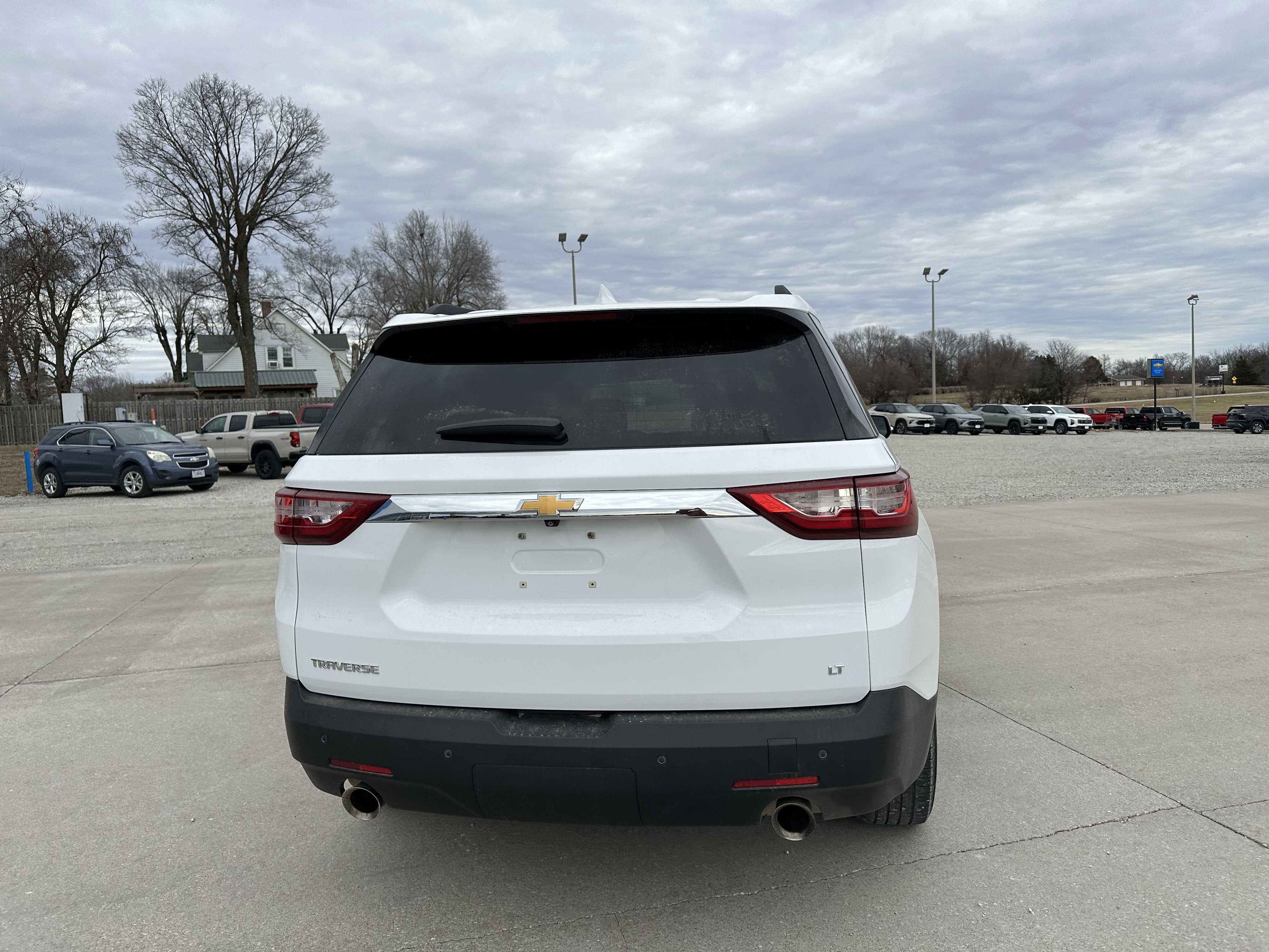 2020 Chevrolet Traverse LT Cloth