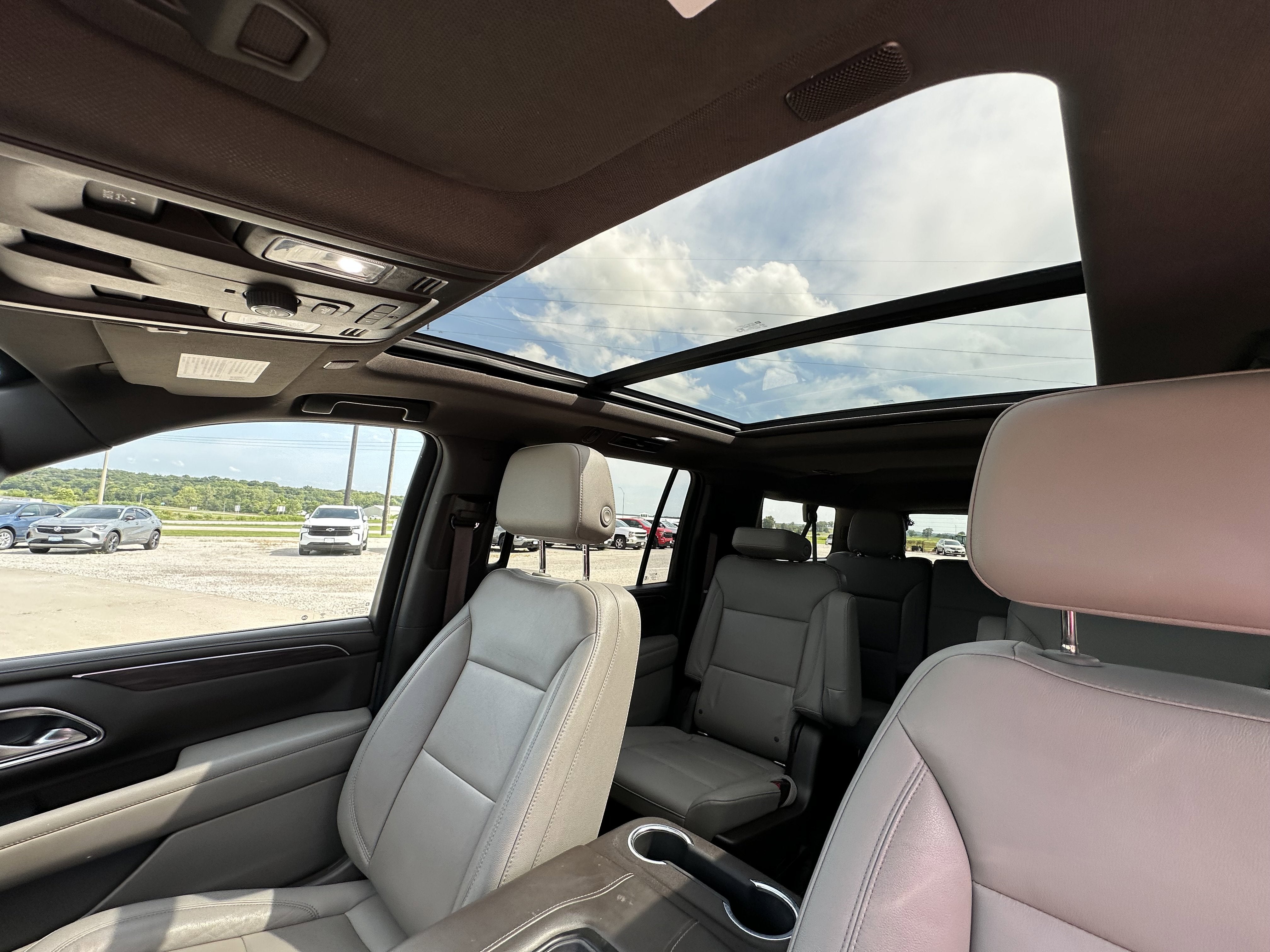 2021 Chevrolet Suburban Z71