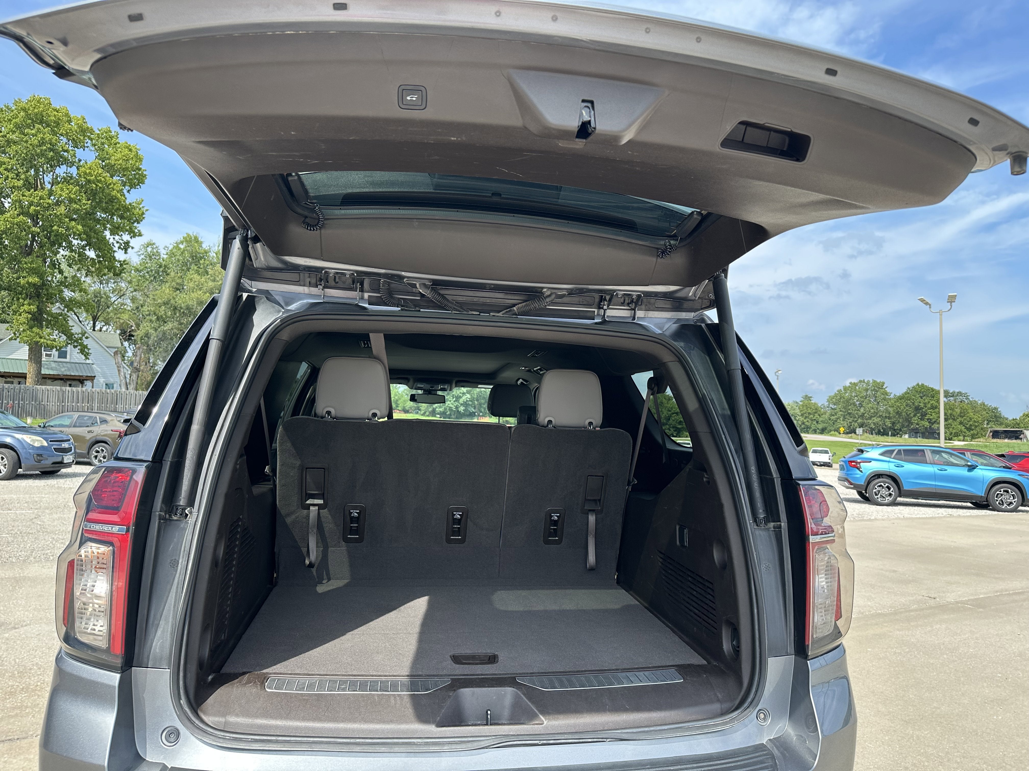 2021 Chevrolet Suburban Z71