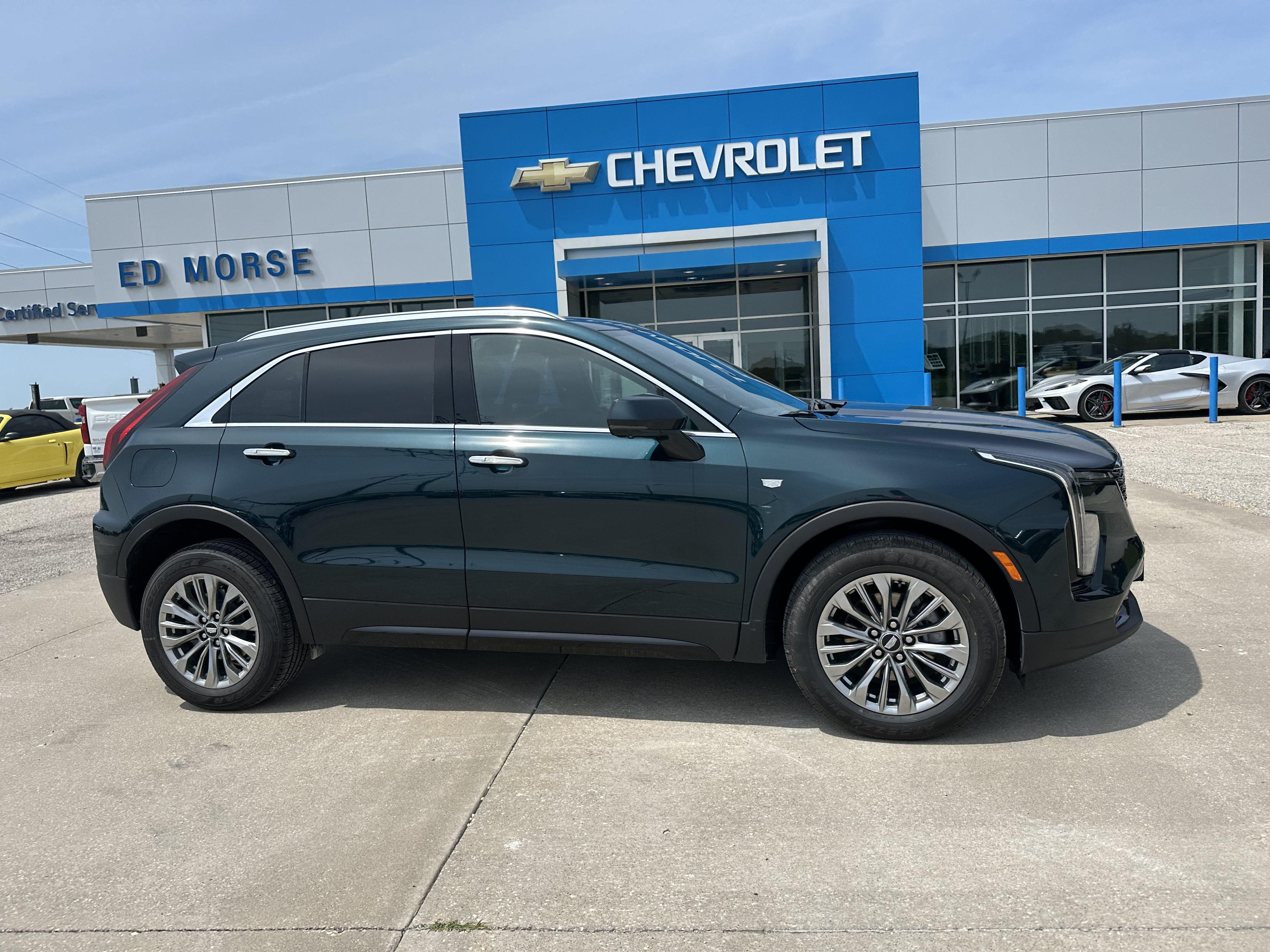 2025 Cadillac XT4 Premium Luxury
