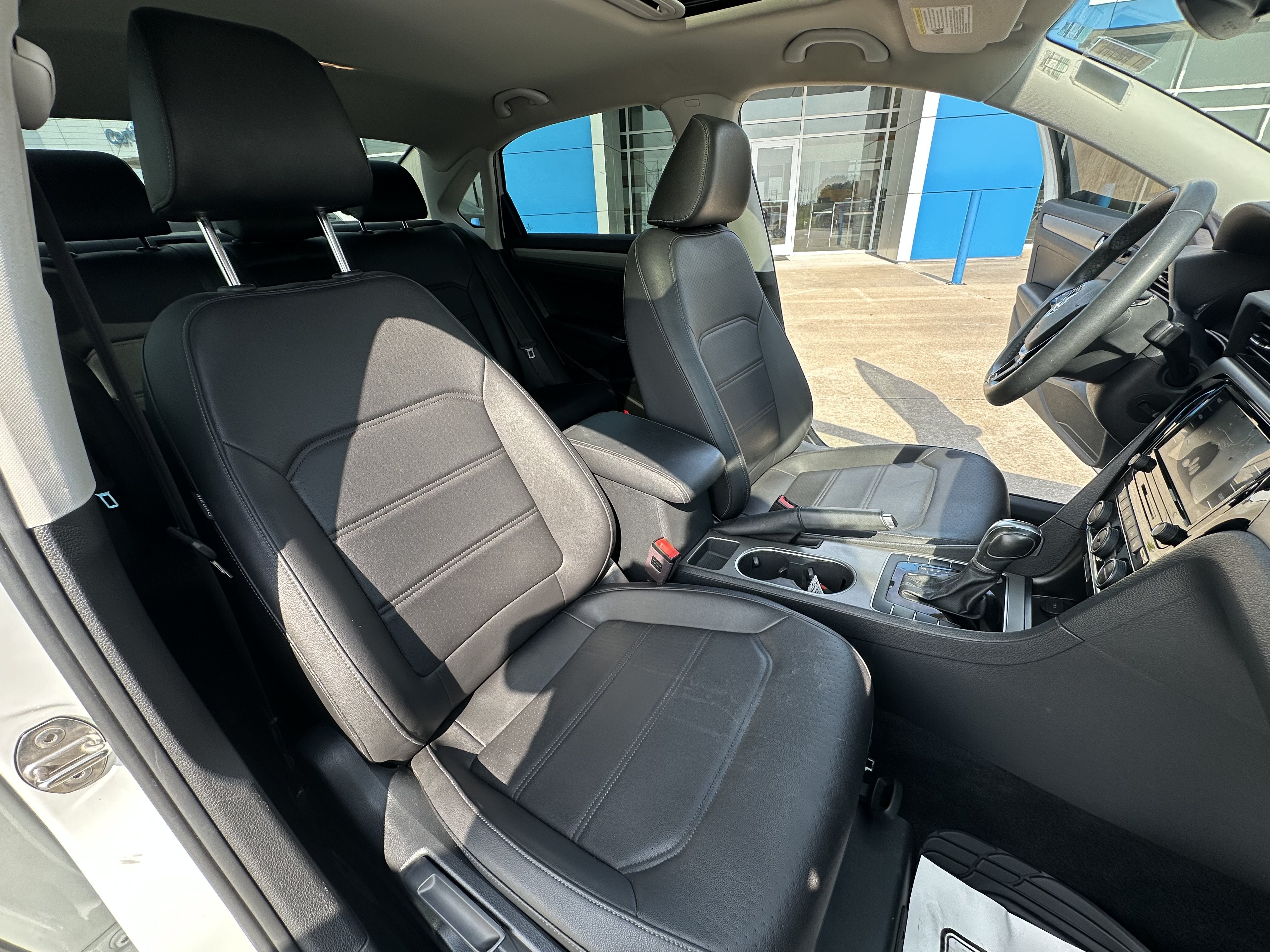 2021 Volkswagen Passat 2.0T SE