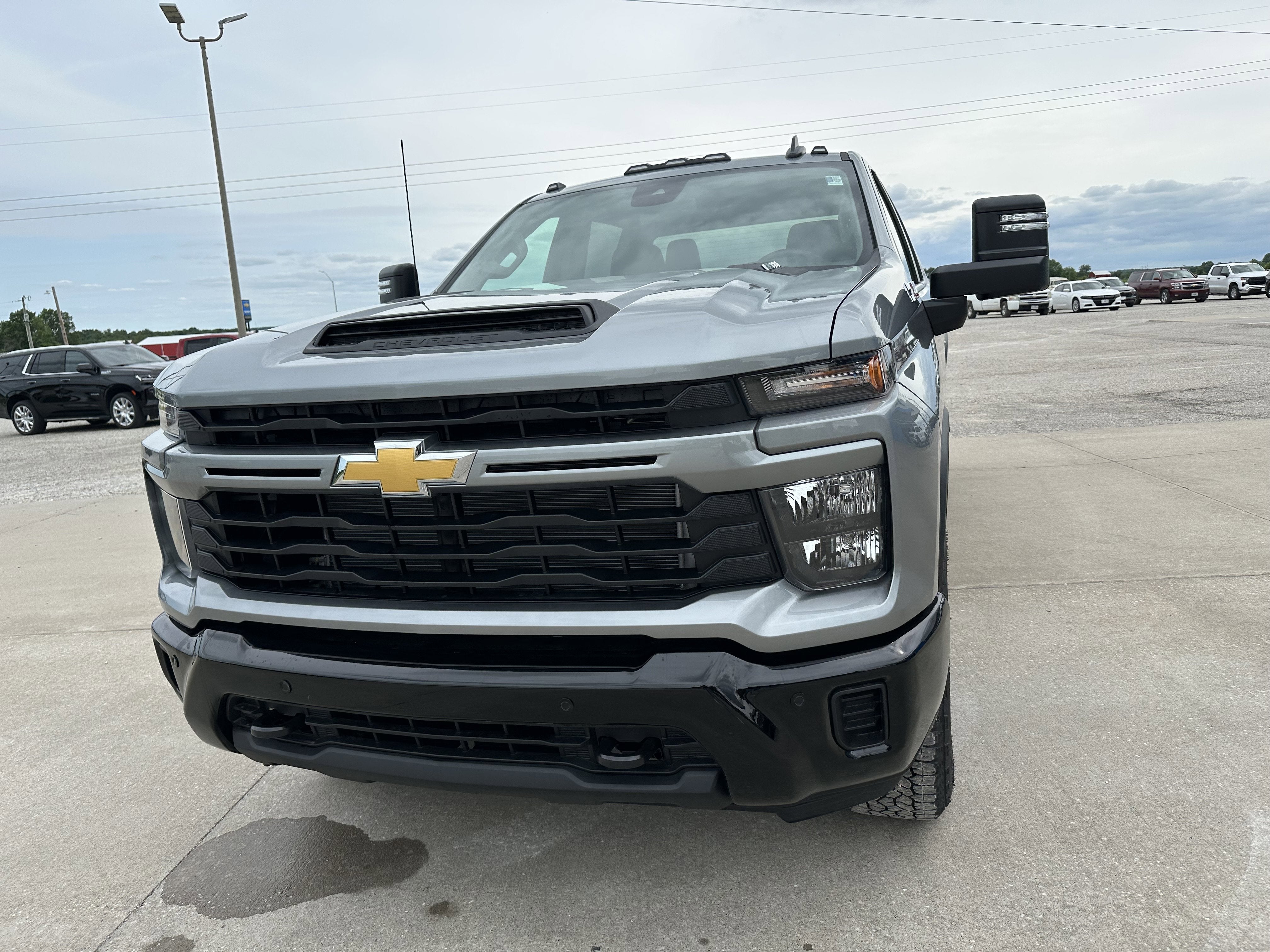 2026 Chevrolet Silverado 2500 HD Custom - Photo 10