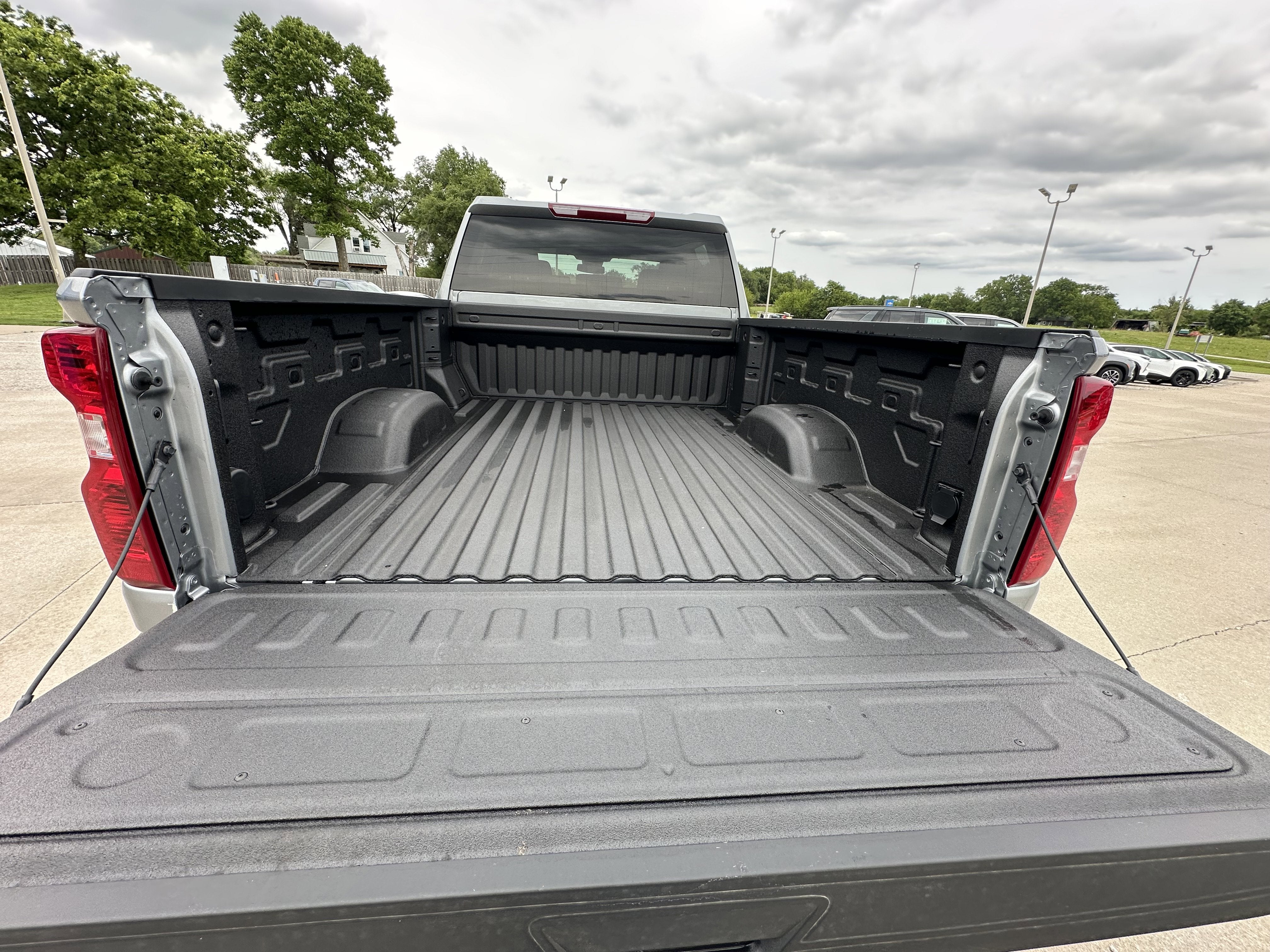 2026 Chevrolet Silverado 2500 HD Custom - Photo 11