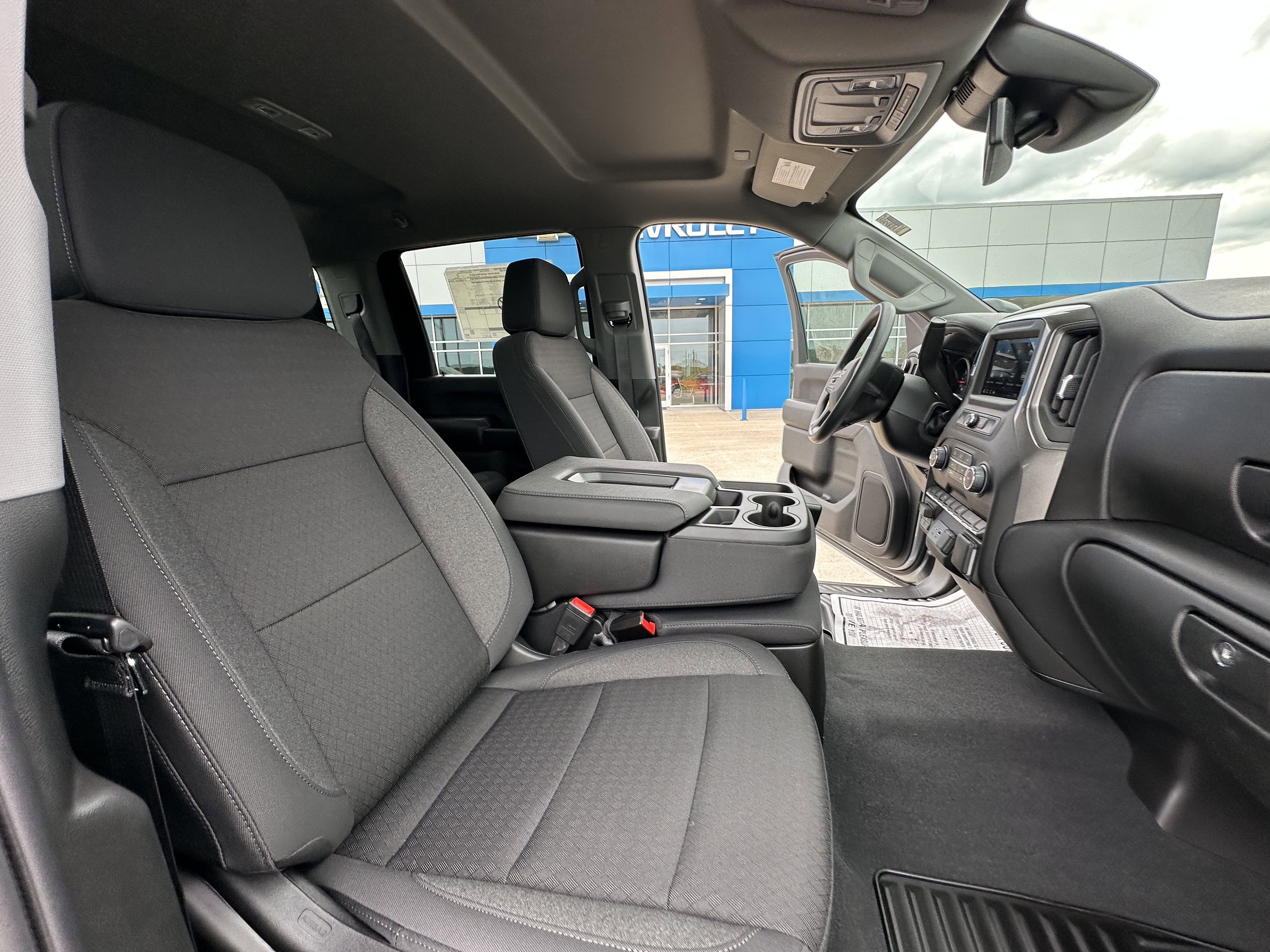 2026 Chevrolet Silverado 2500 HD Custom - Photo 37