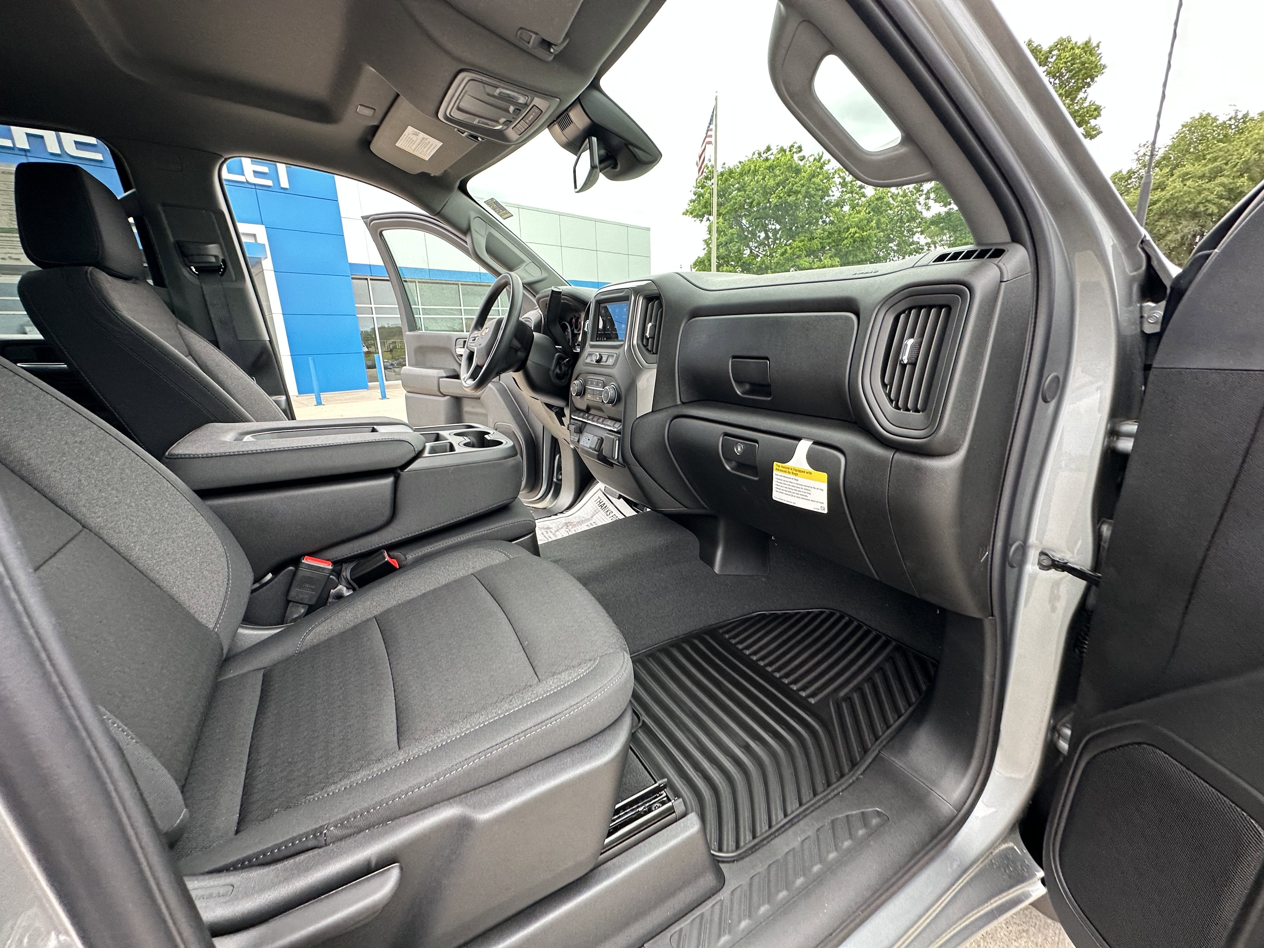 2026 Chevrolet Silverado 2500 HD Custom - Photo 38