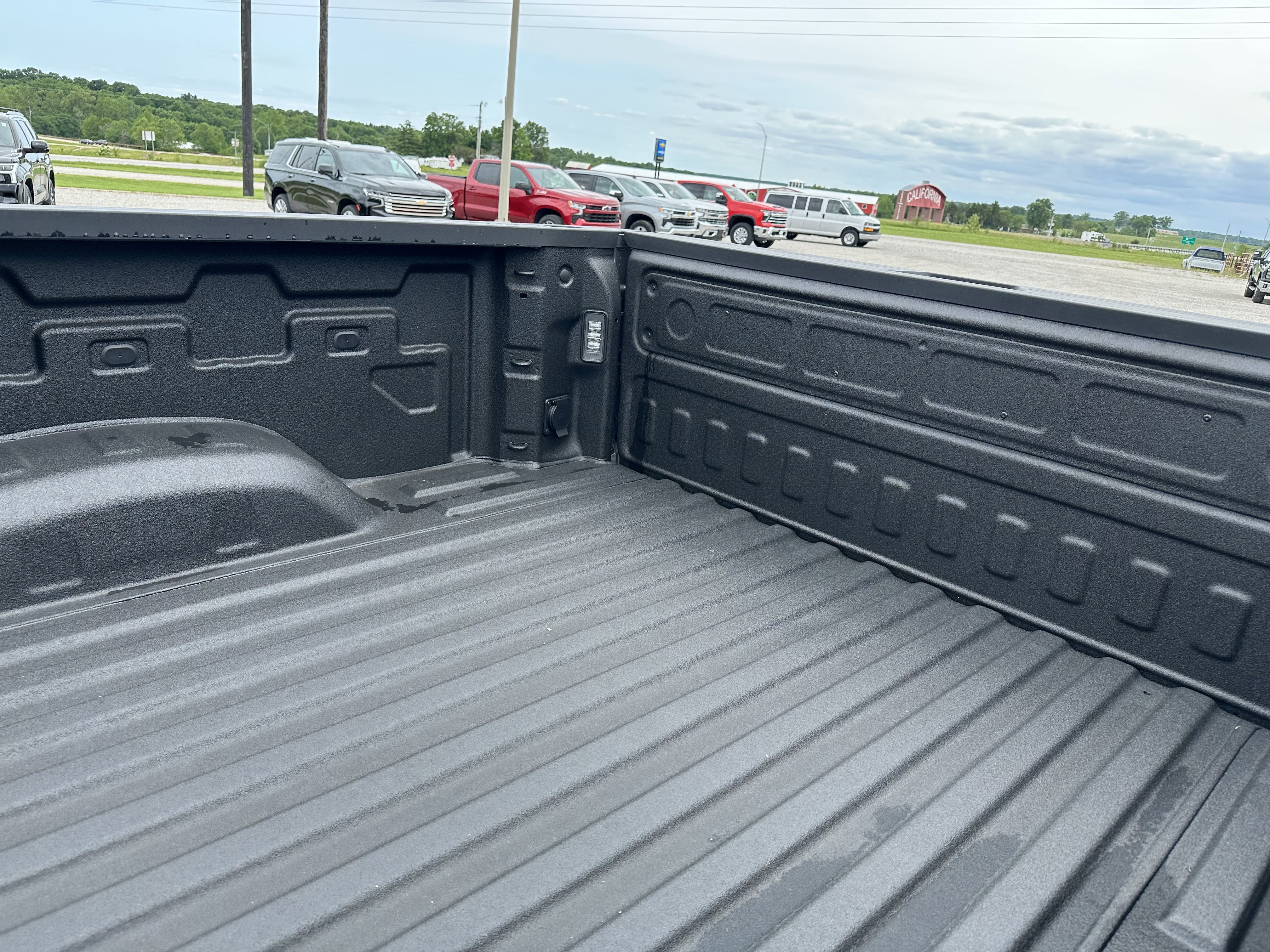 2026 Chevrolet Silverado 2500 HD Custom - Photo 8