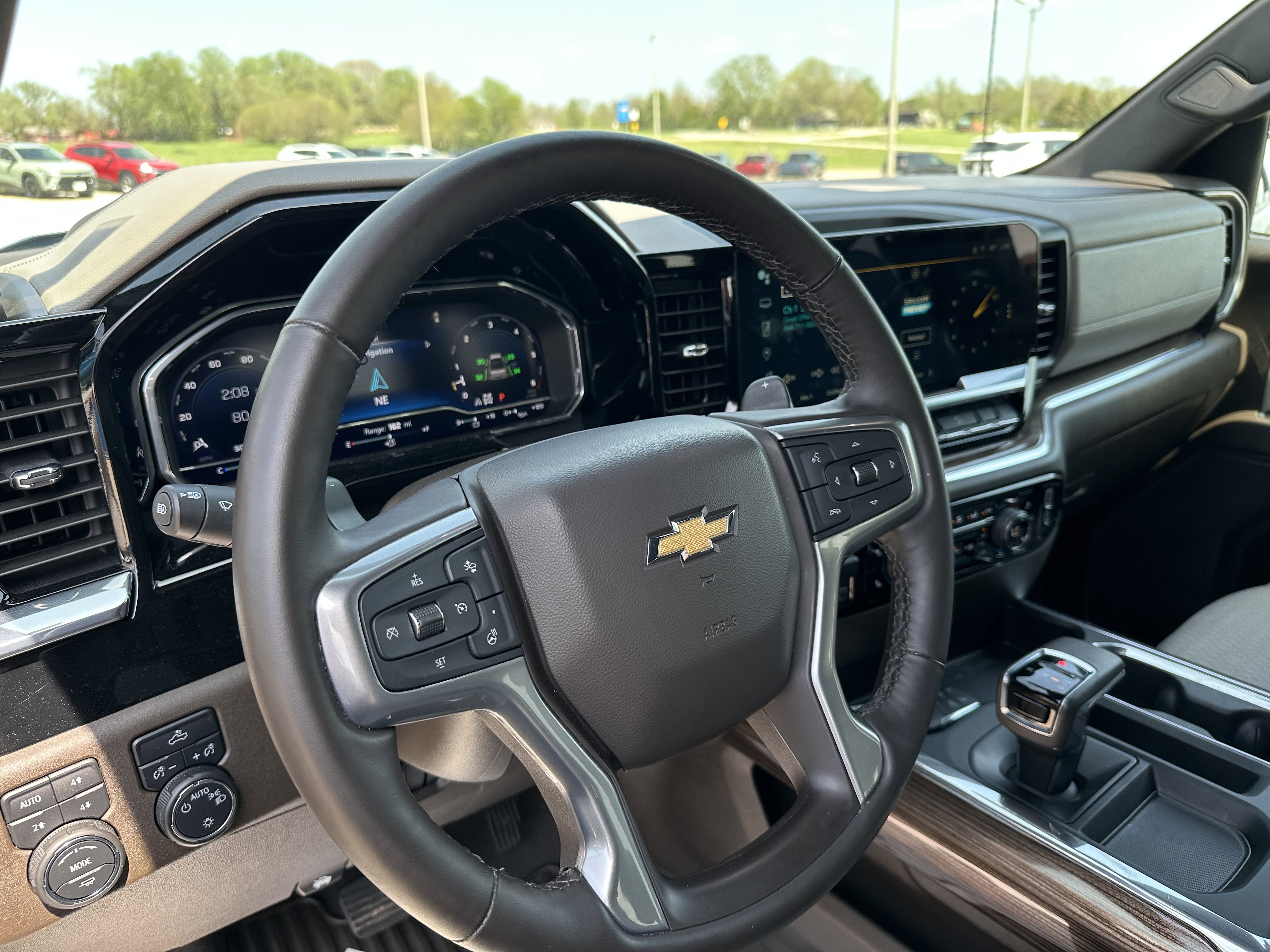 2024 Chevrolet Silverado 1500 LT