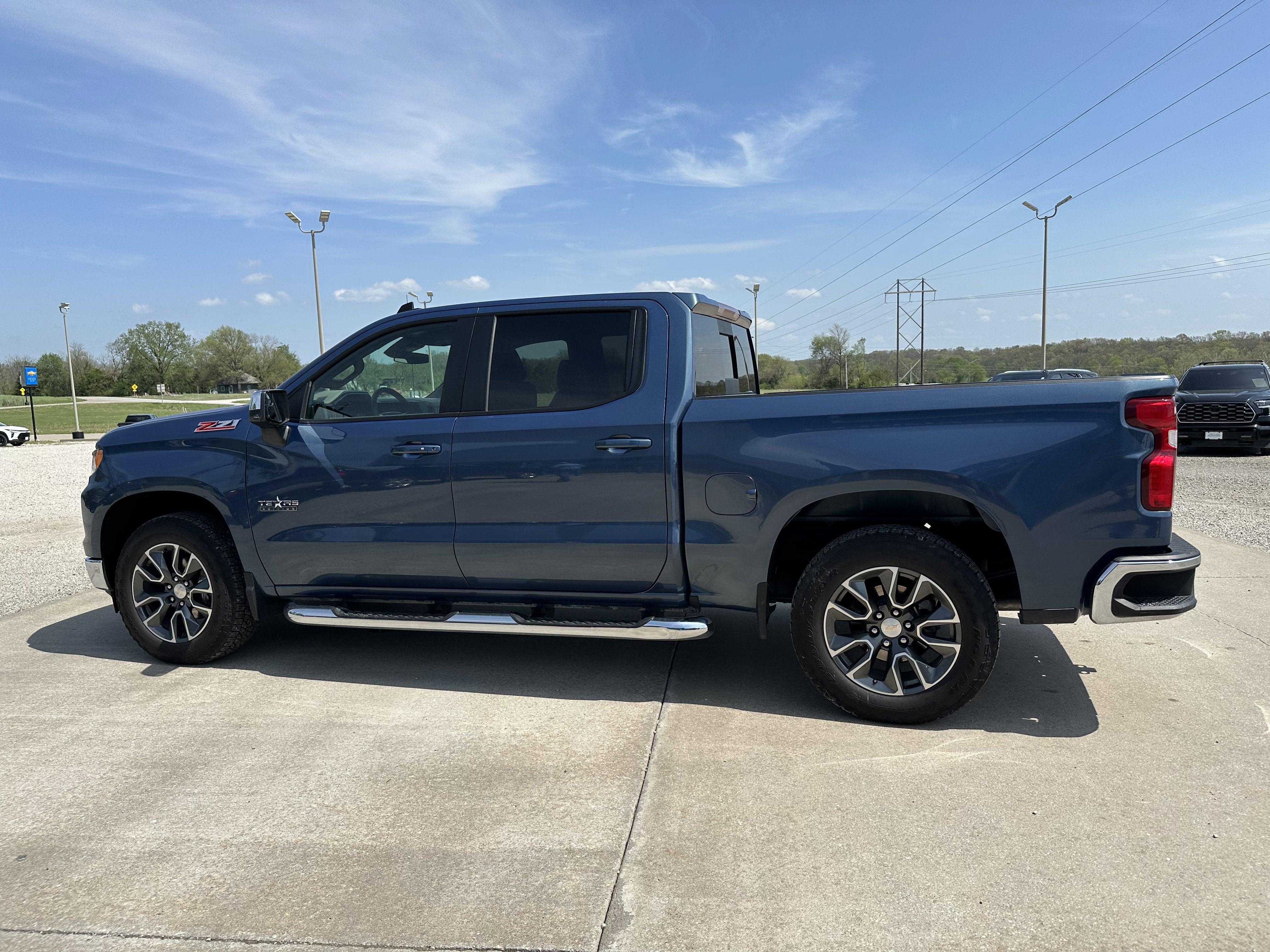2024 Chevrolet Silverado 1500 LT