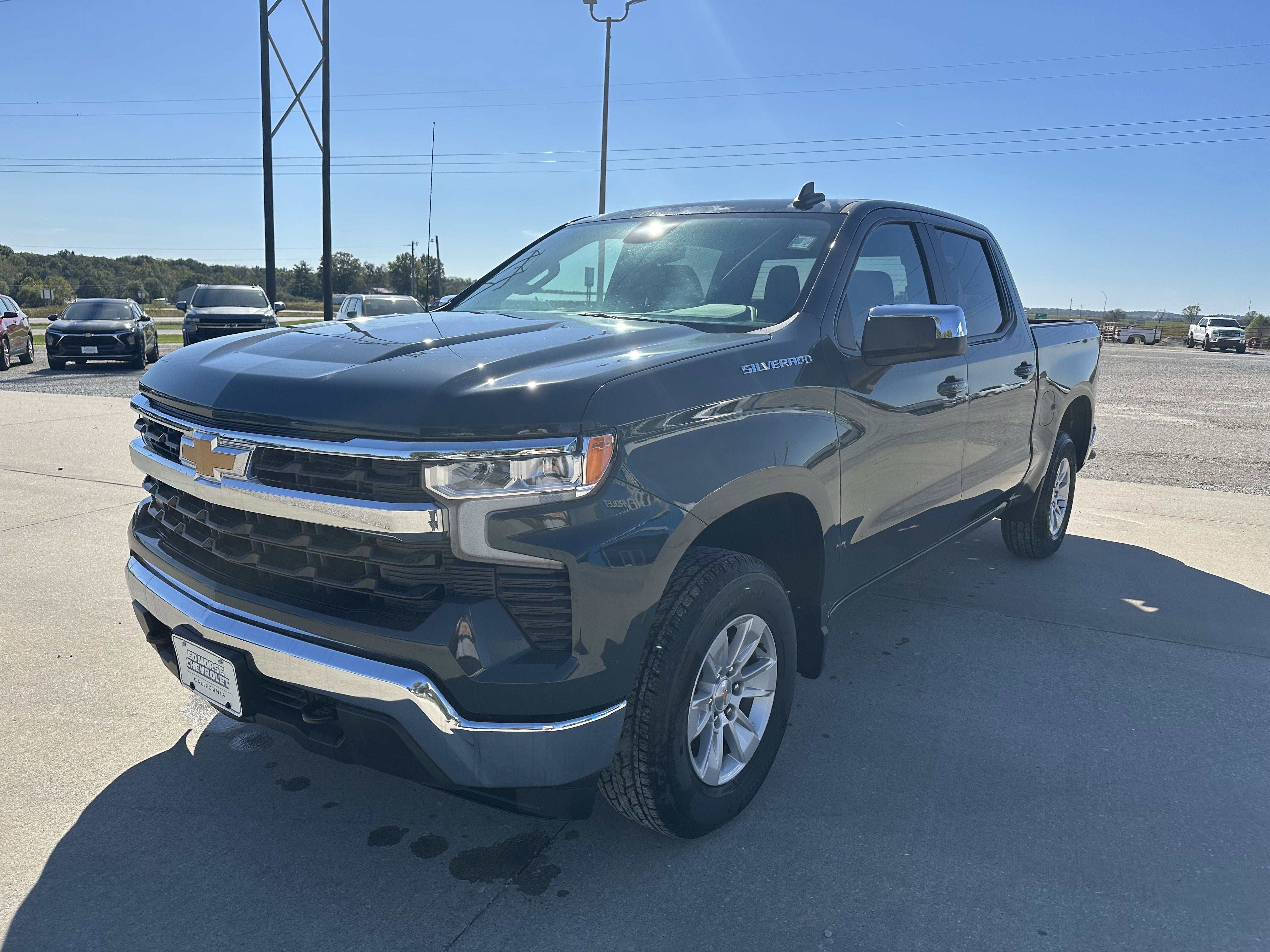 2025 Chevrolet Silverado 1500 LT