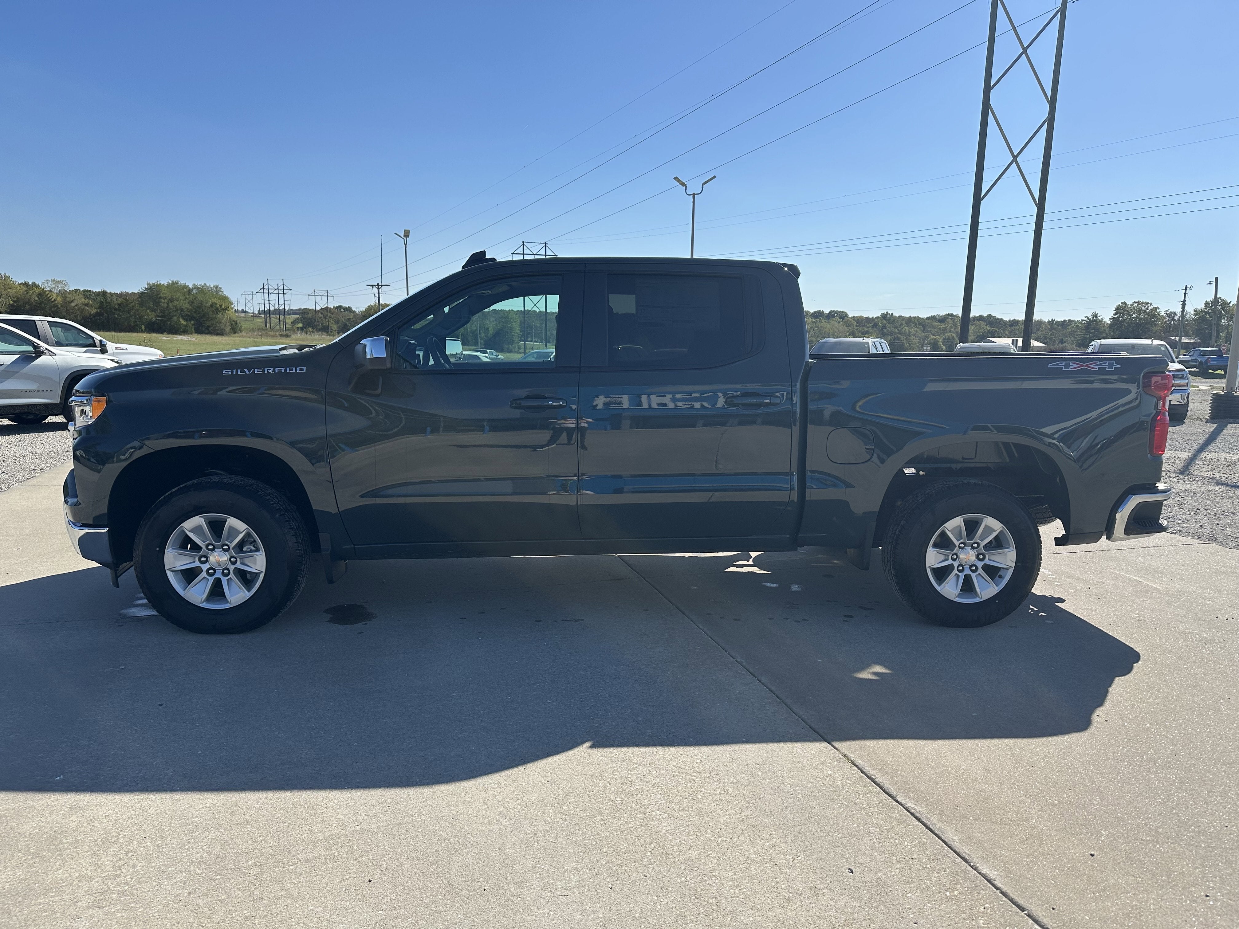 2025 Chevrolet Silverado 1500 LT