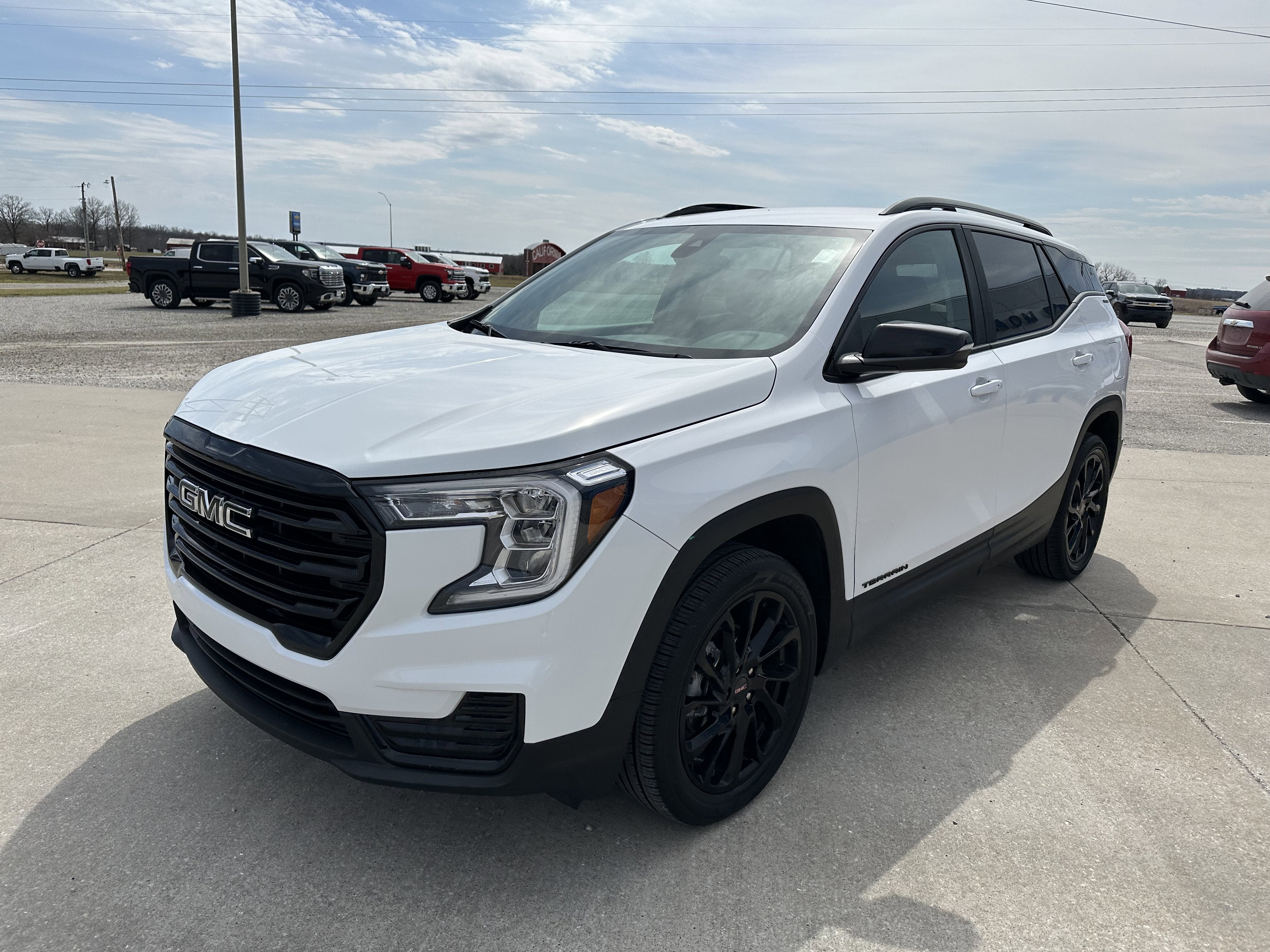 2023 GMC Terrain SLE