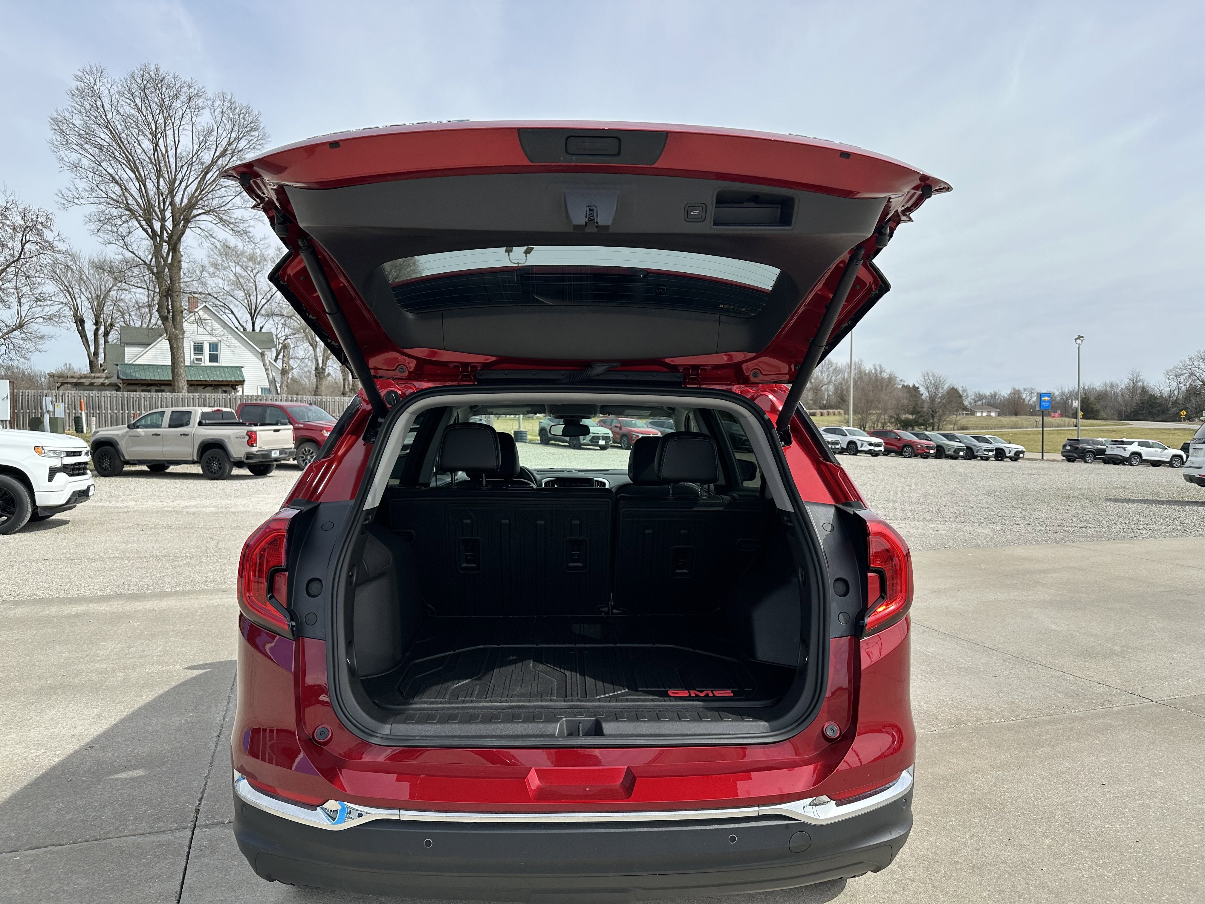 2024 GMC Terrain SLT