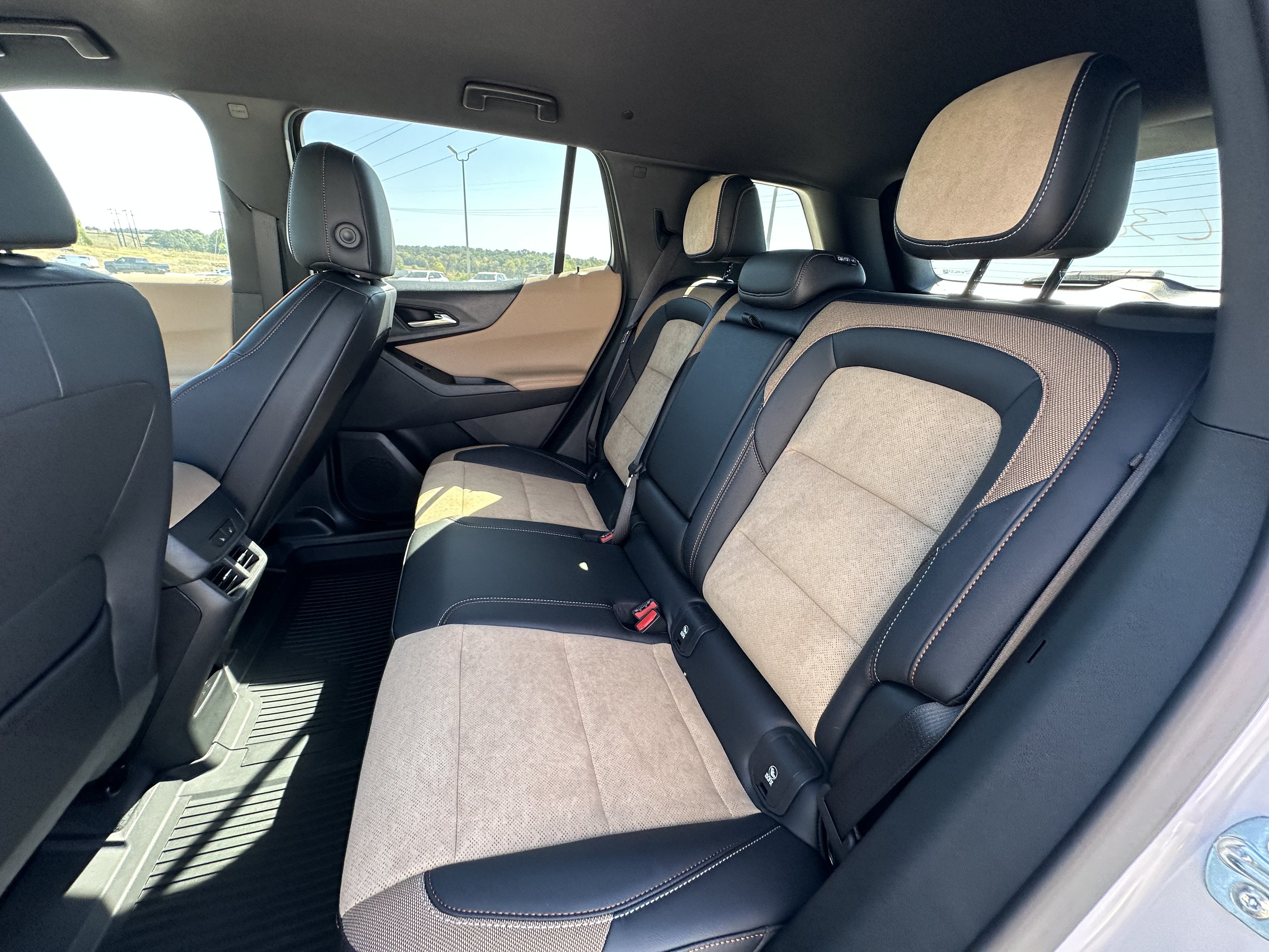 2027 Chevrolet Equinox ACTIV - Photo 23