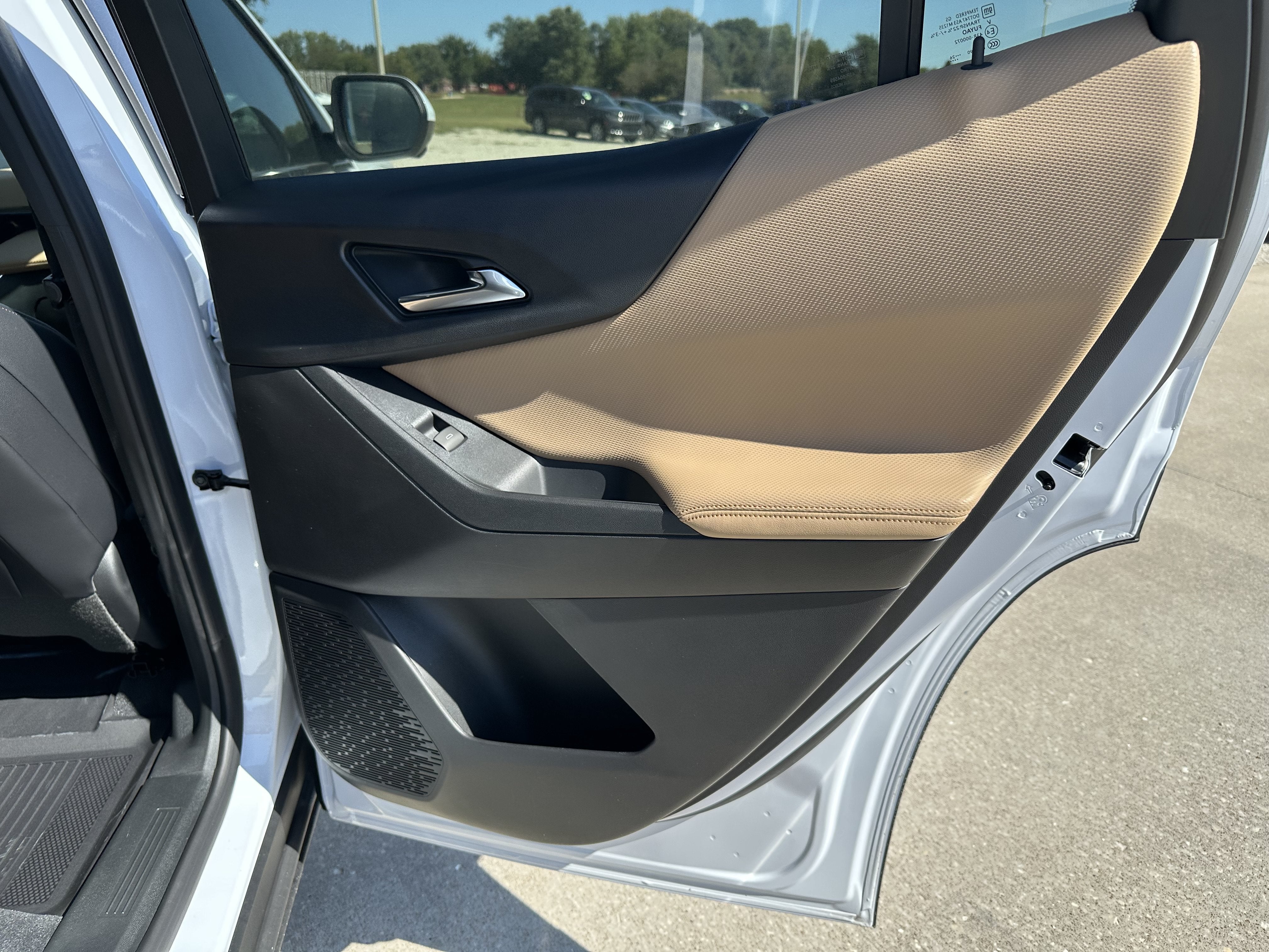 2027 Chevrolet Equinox ACTIV - Photo 31