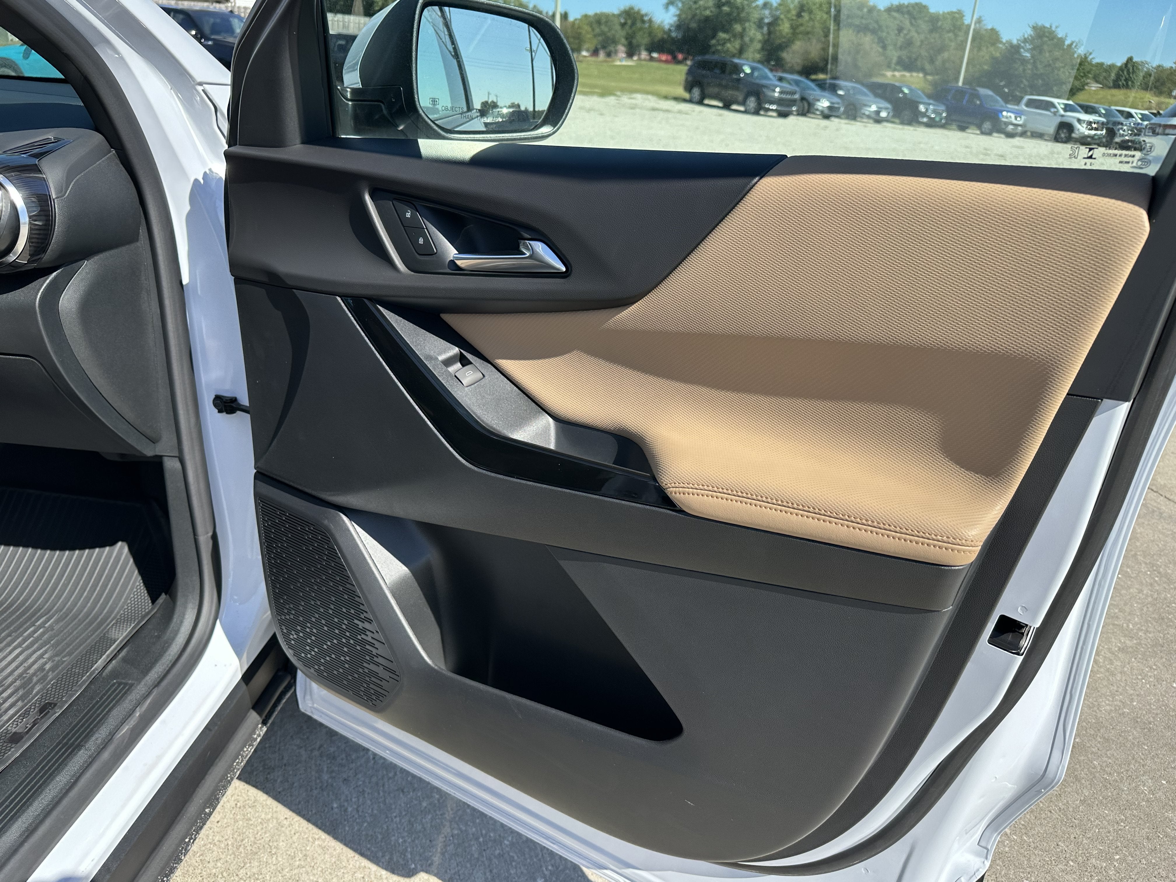 2027 Chevrolet Equinox ACTIV - Photo 32