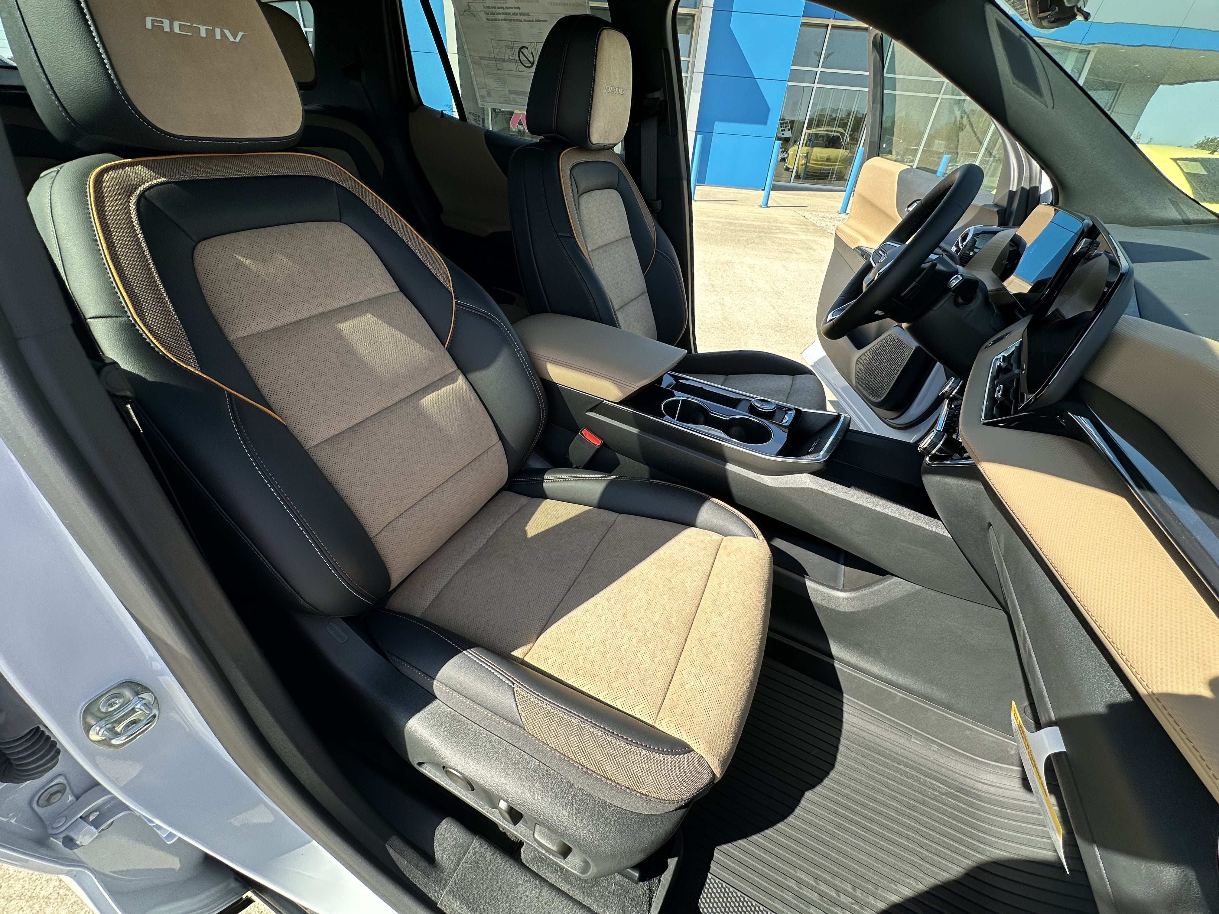 2027 Chevrolet Equinox ACTIV - Photo 35