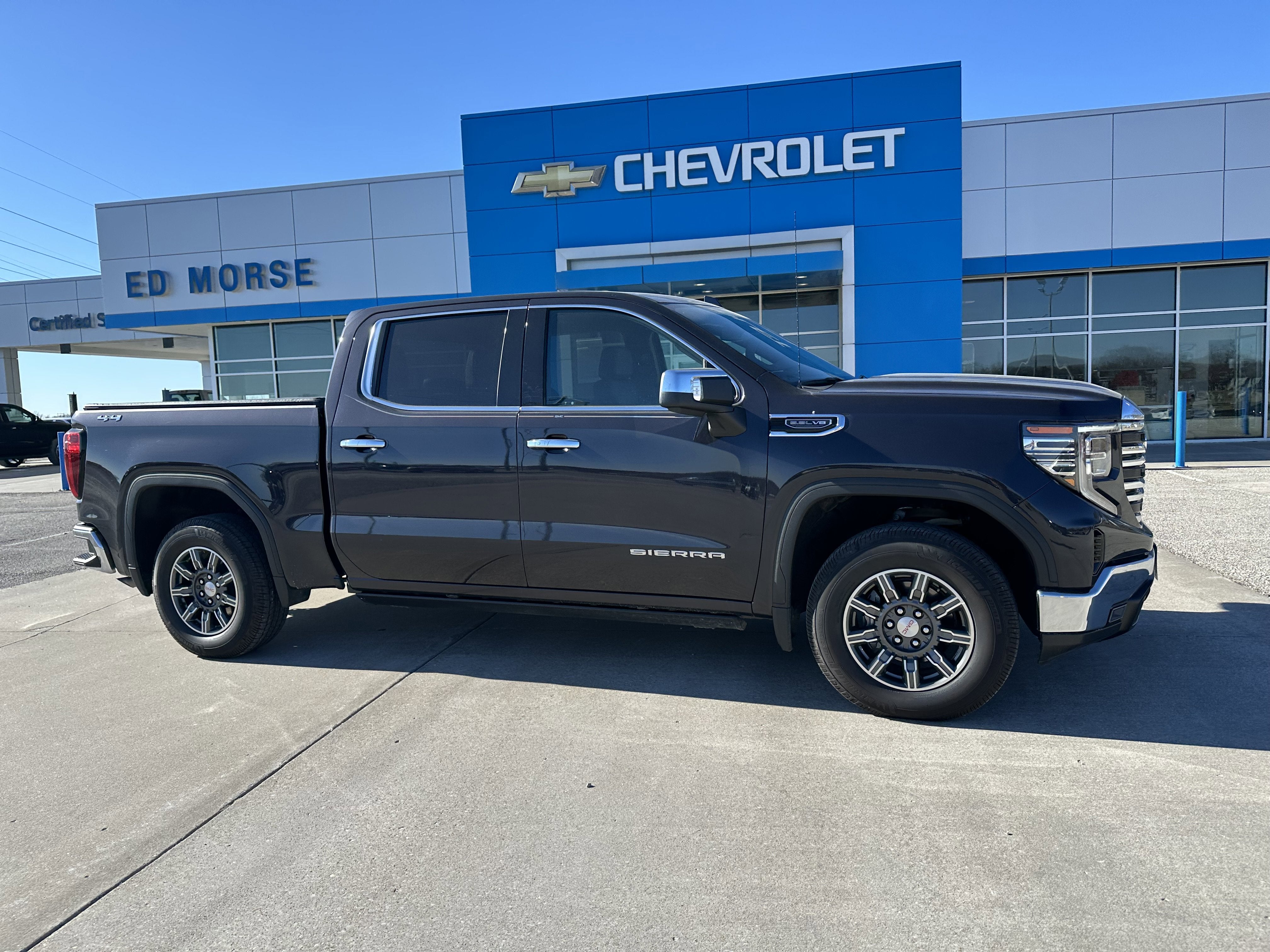 2024 GMC Sierra 1500 SLT