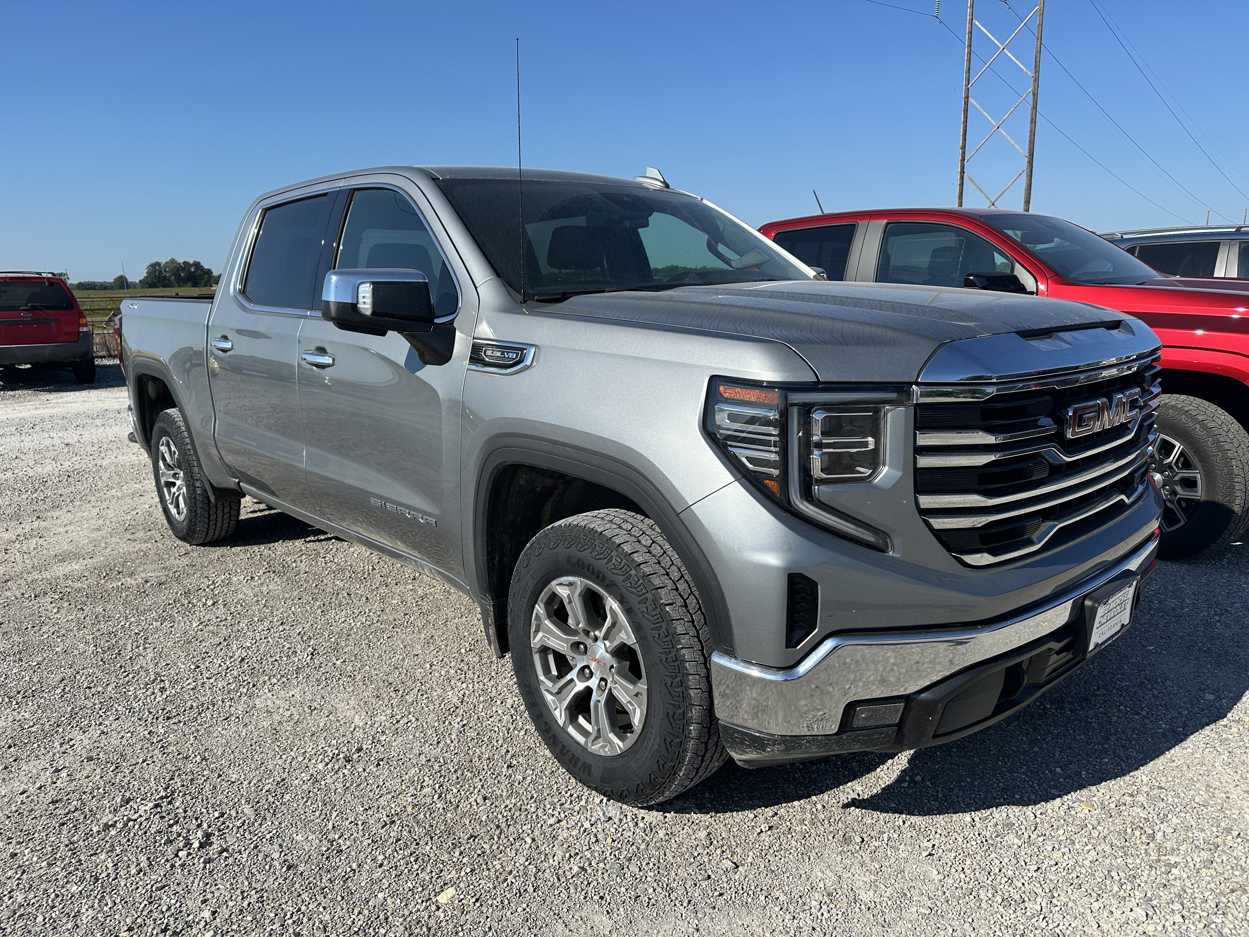 2025 GMC Sierra 1500 SLT