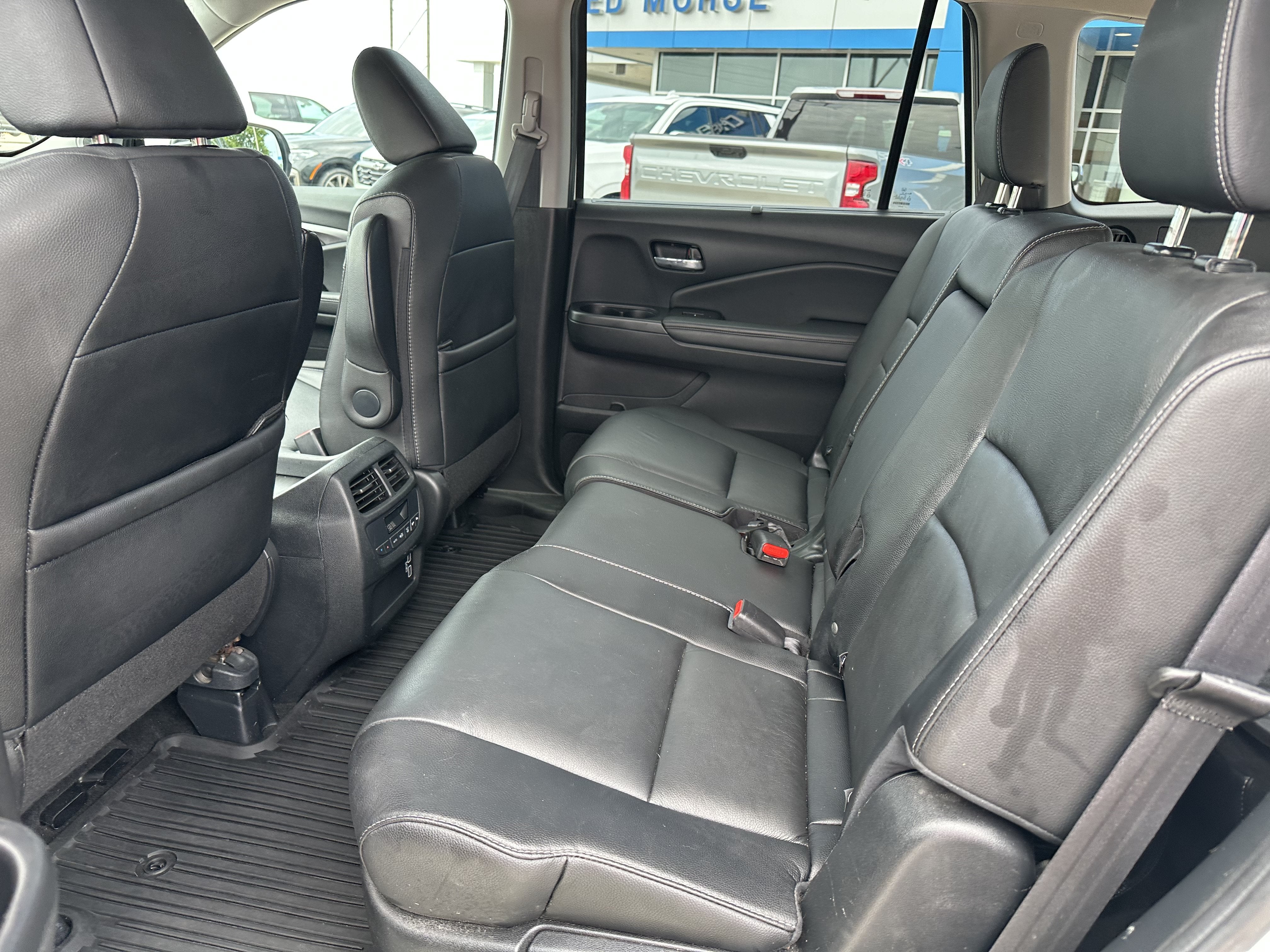 2022 Honda Pilot AWD Special Edition
