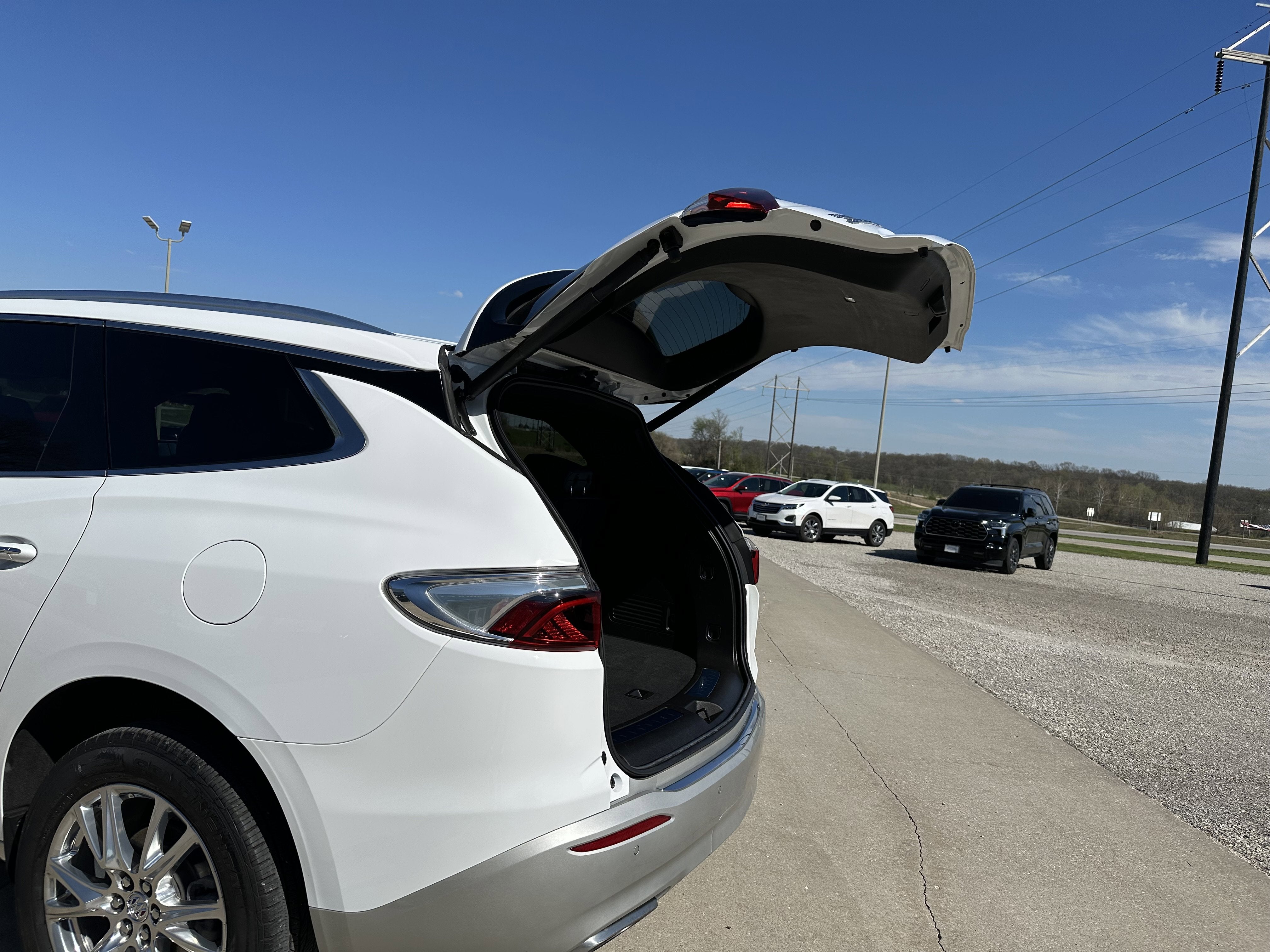 2023 Buick Enclave Essence