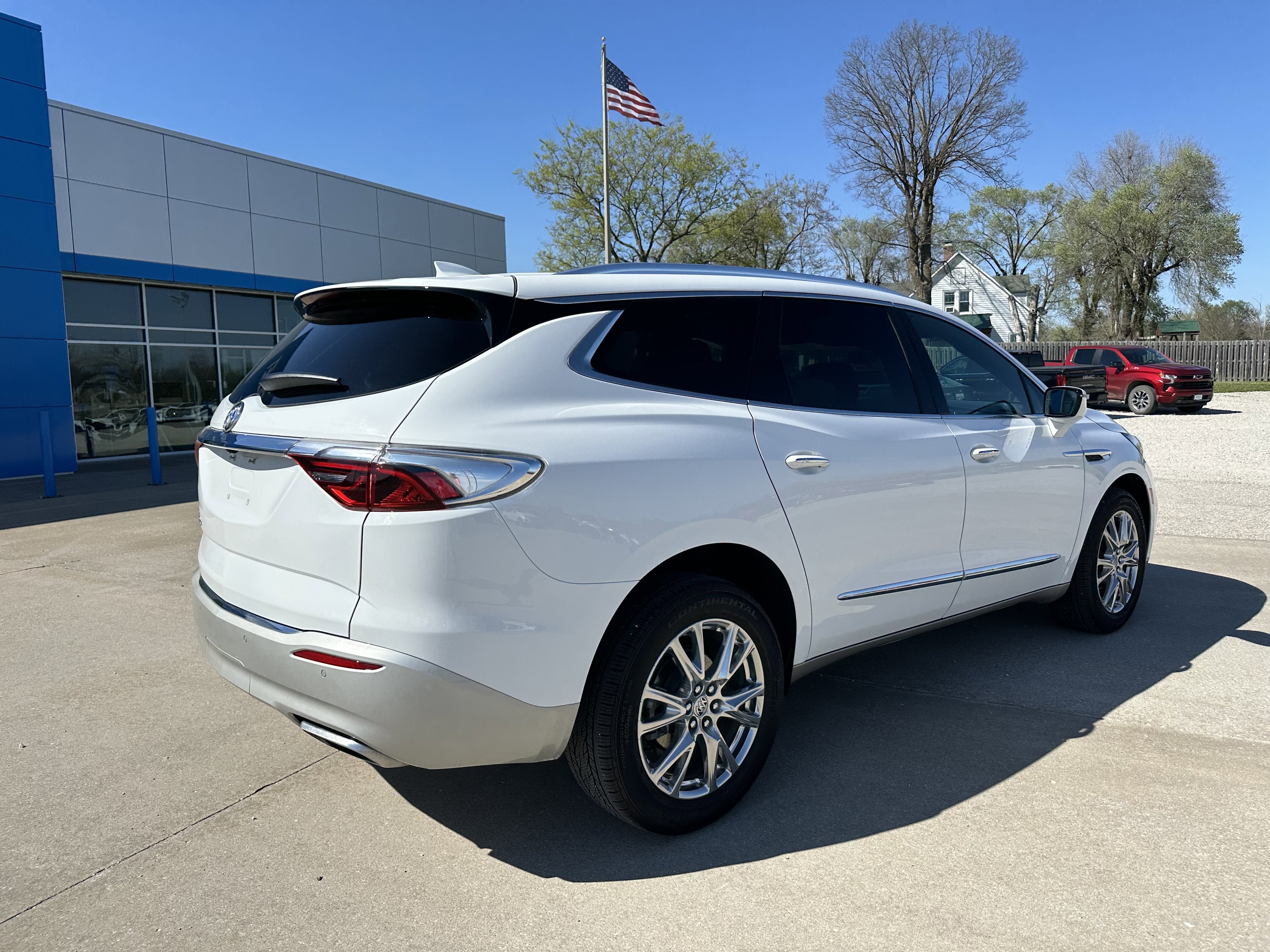 2023 Buick Enclave Essence