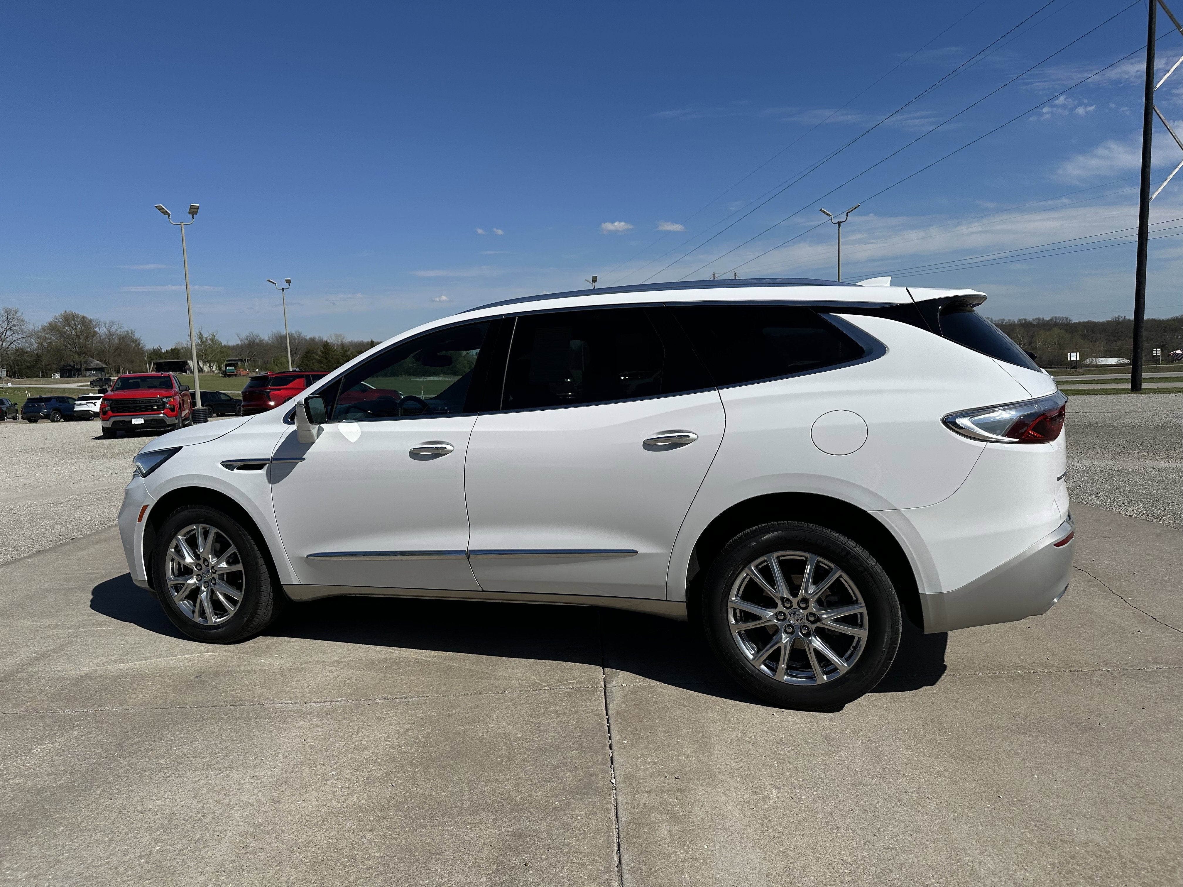 2023 Buick Enclave Essence