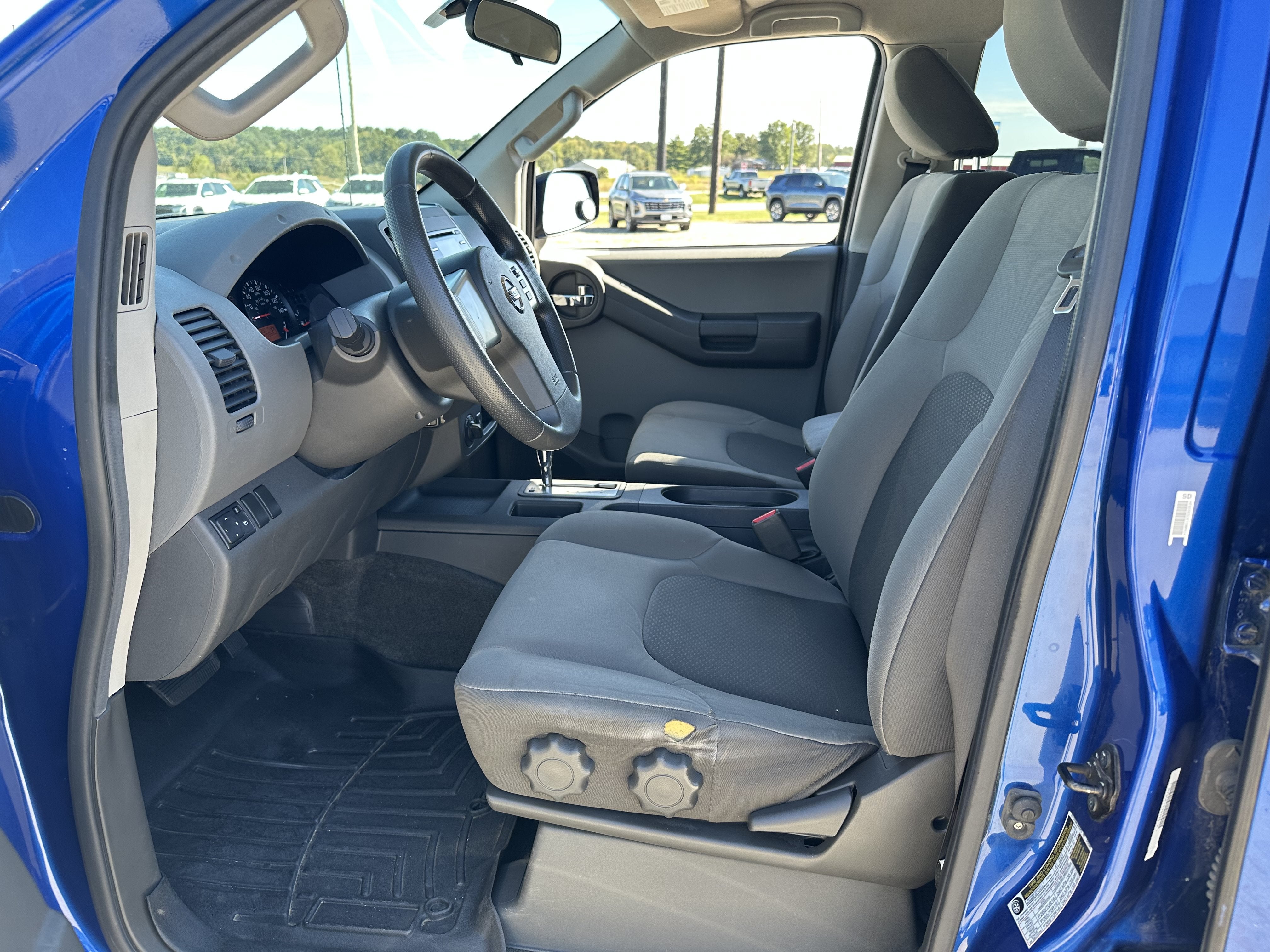 2013 Nissan Xterra S