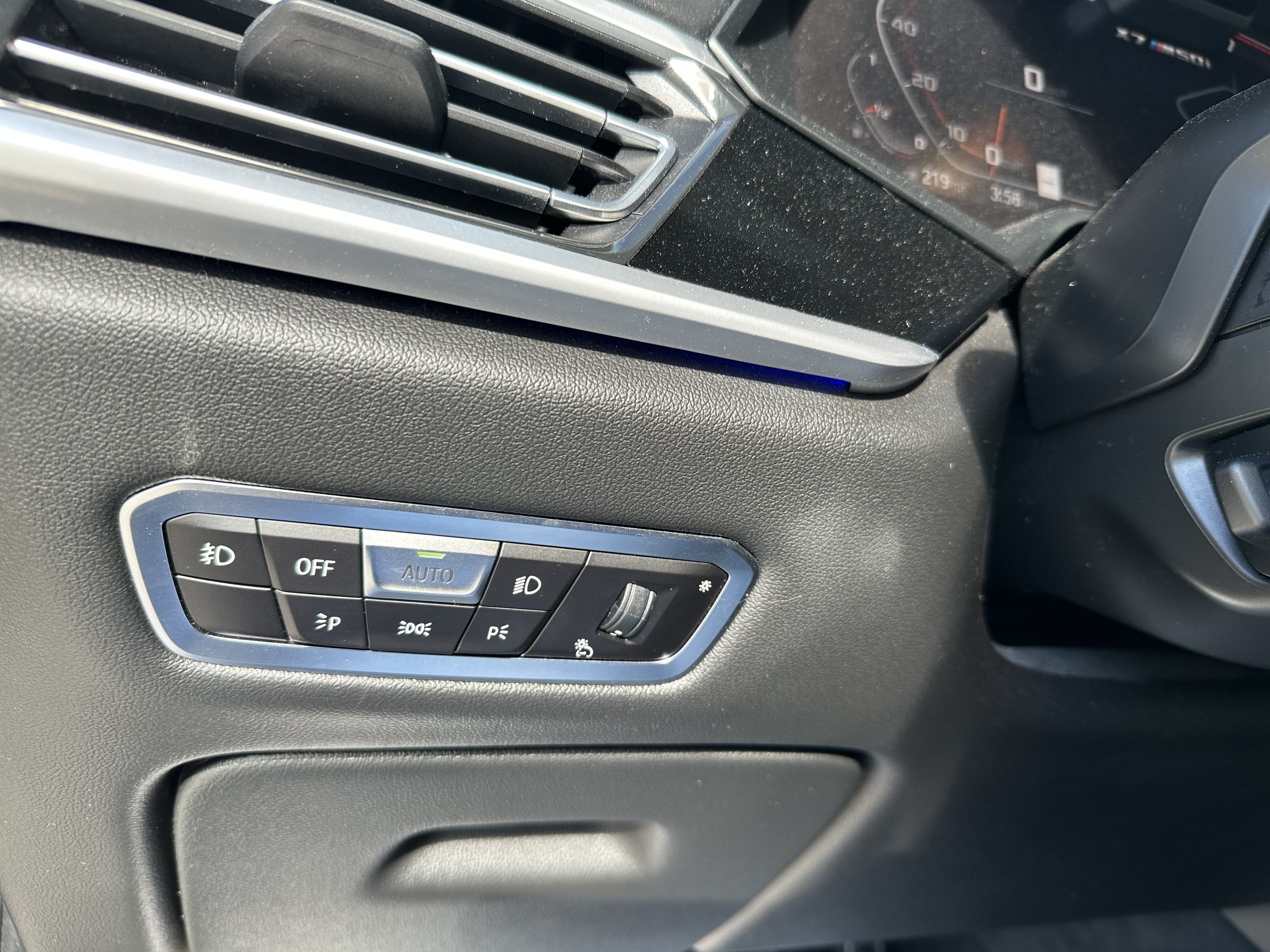 2020 BMW X7 M50i